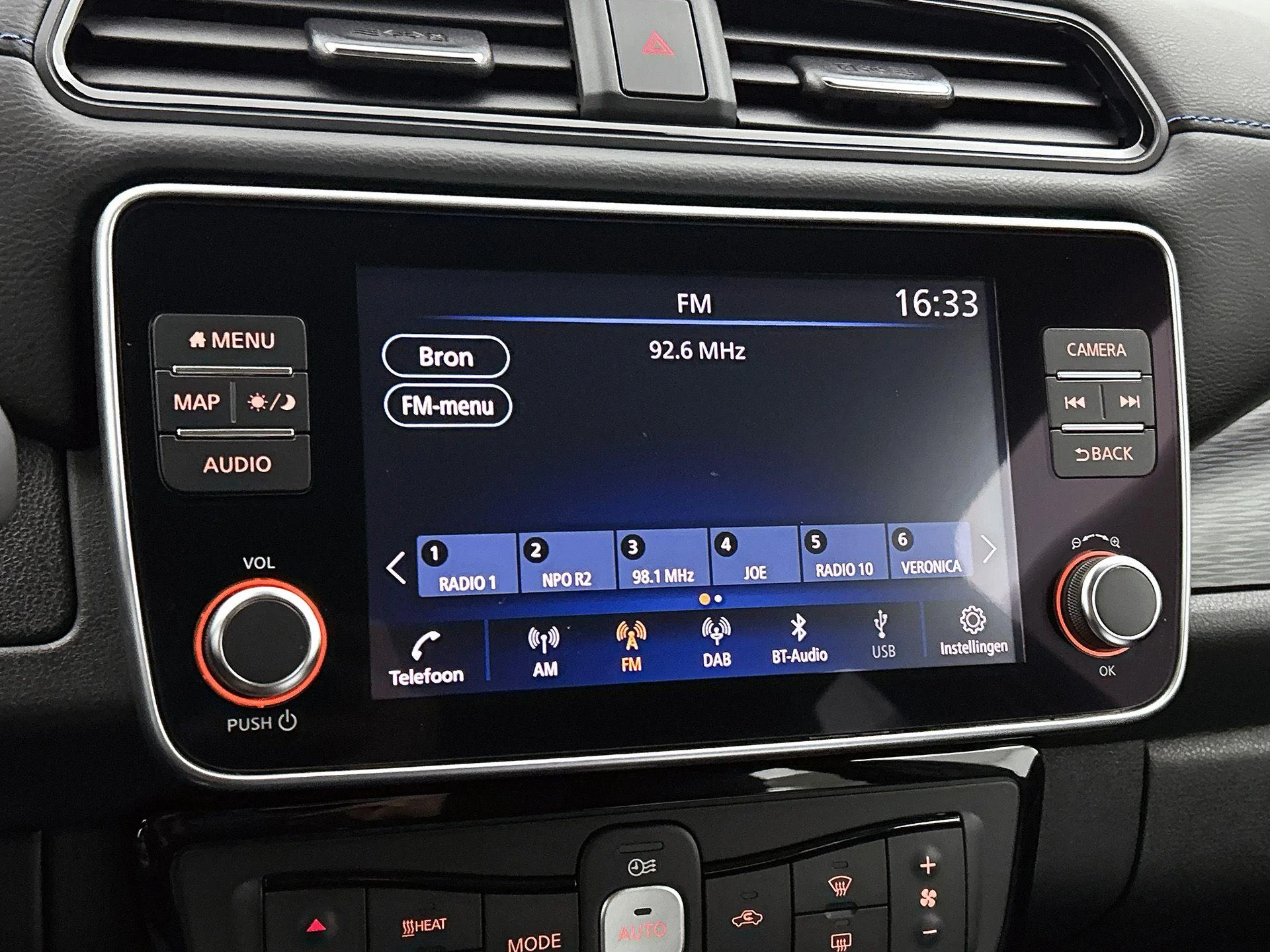 Nissan-Leaf-image-6