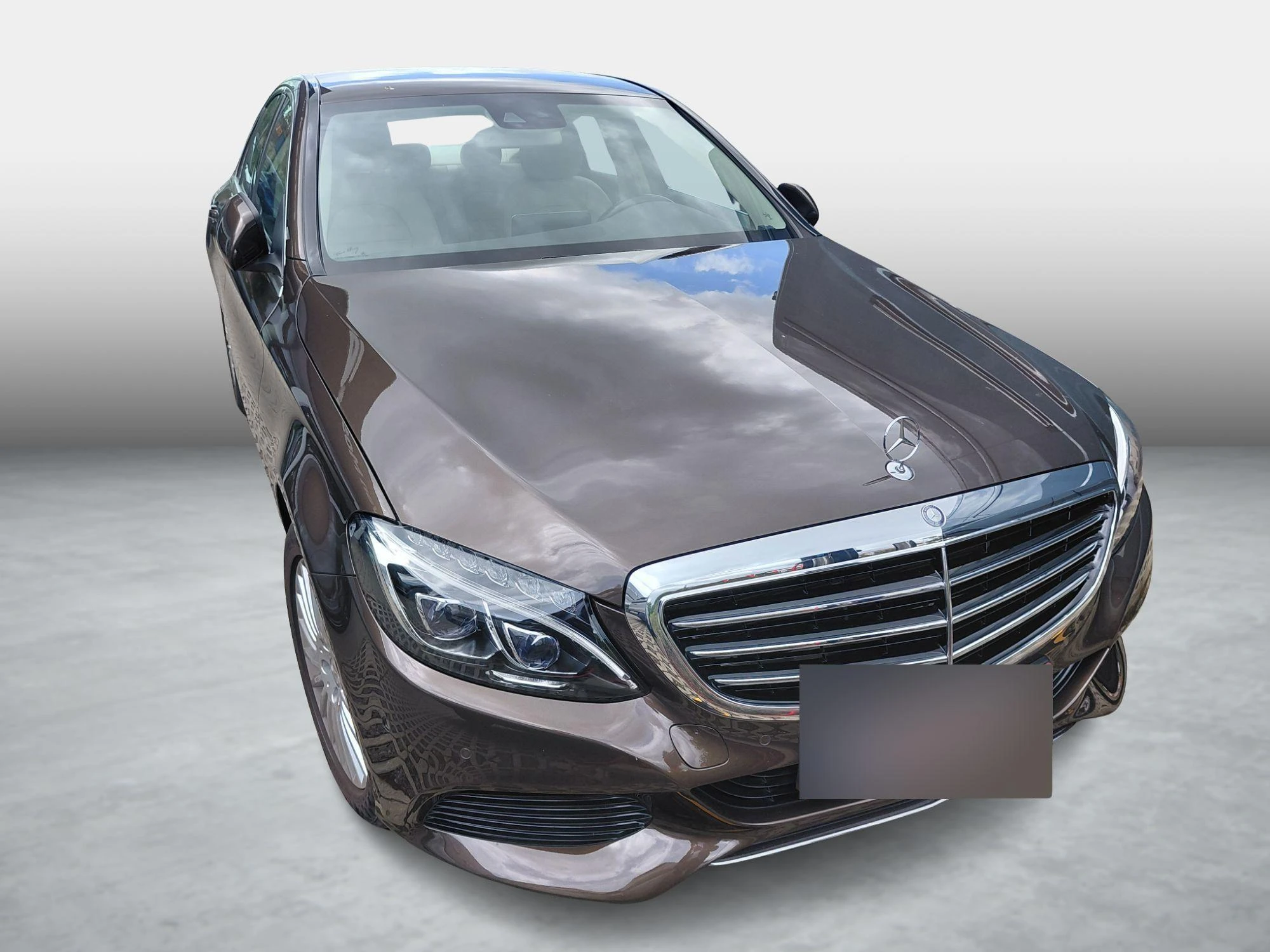 Mercedes-Benz-C-Klasse-image-5