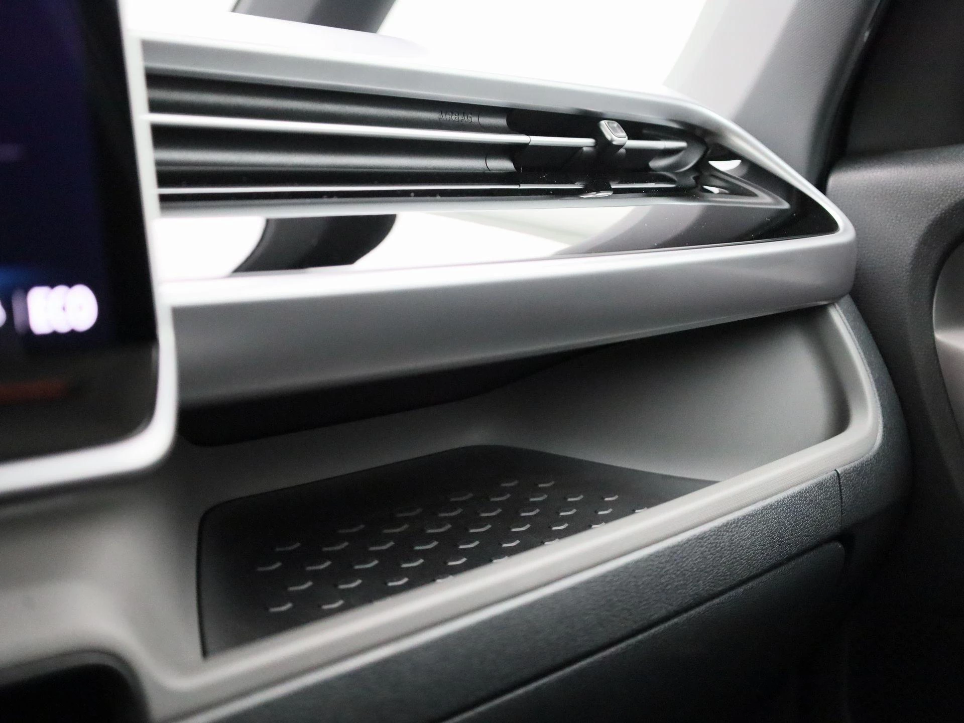 Volkswagen ID. Buzz People Pro 86 kWh LWB 6p. 286PK