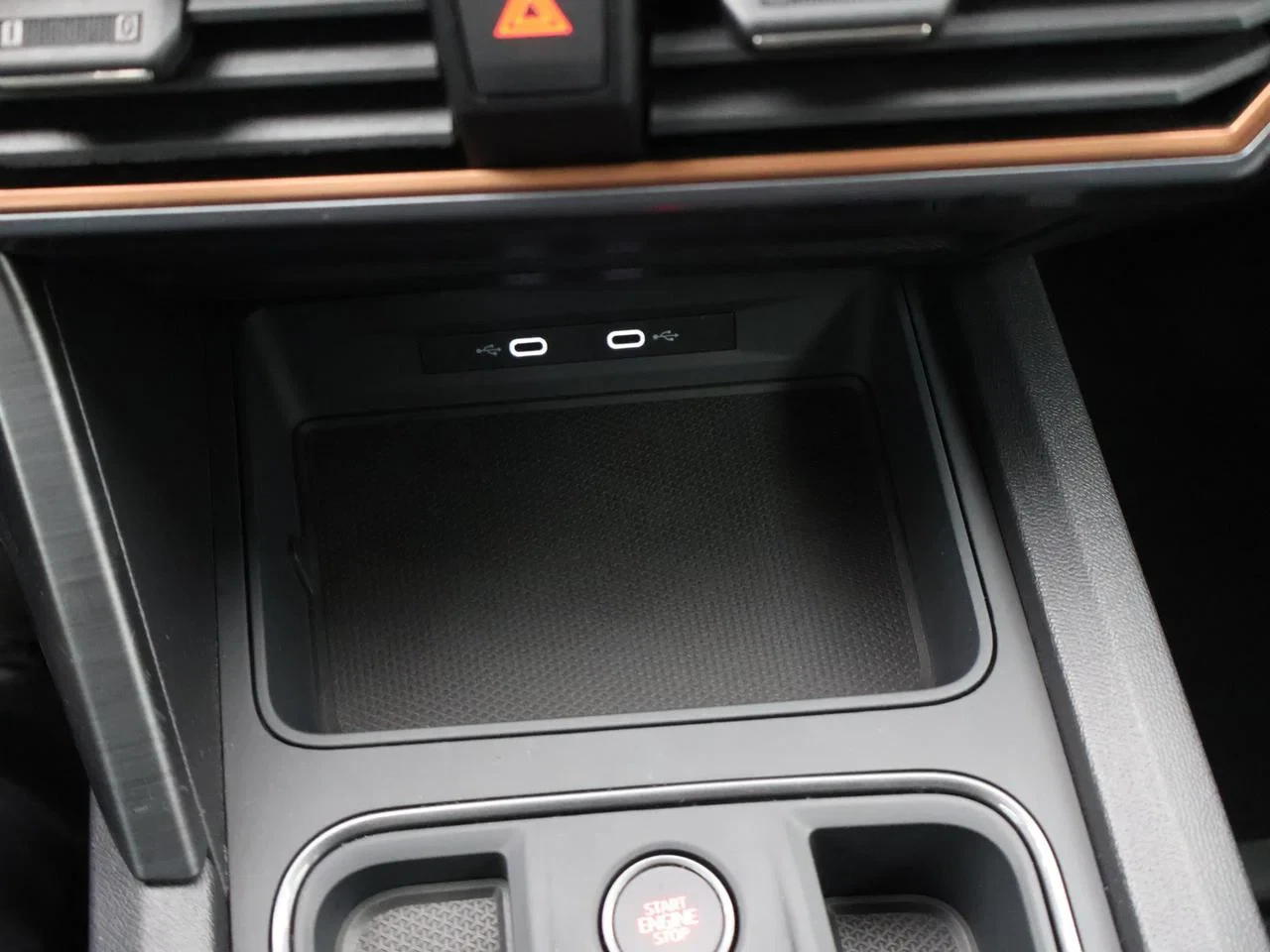 CUPRA-Leon-image-17