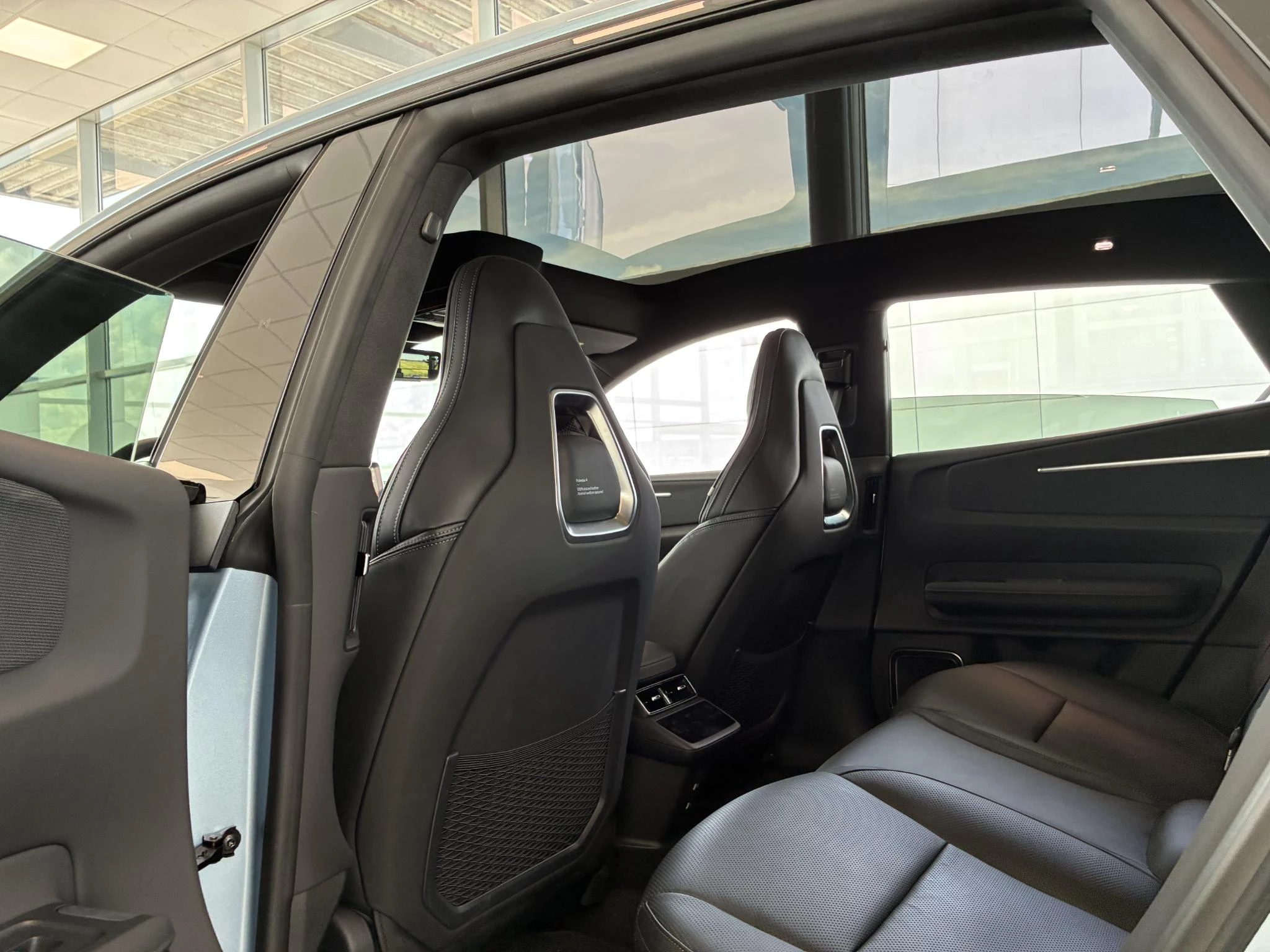 Polestar 4 Long Range Dual motor Plus 100 kWh