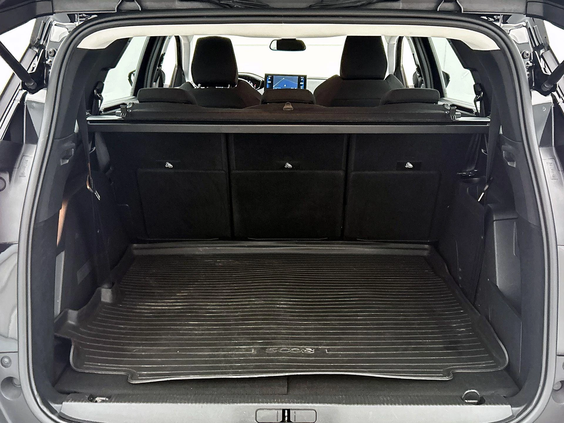 Peugeot-5008-image-27