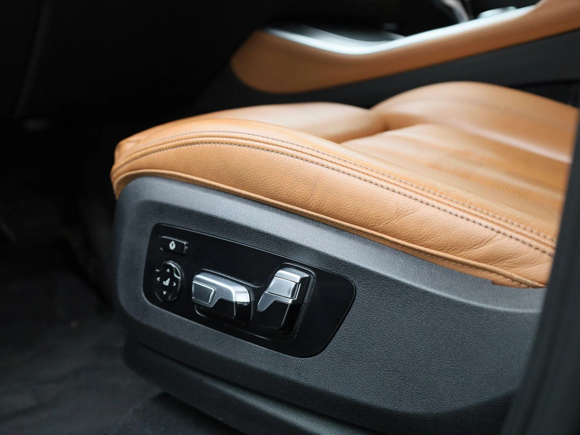 BMW-X5-image-32