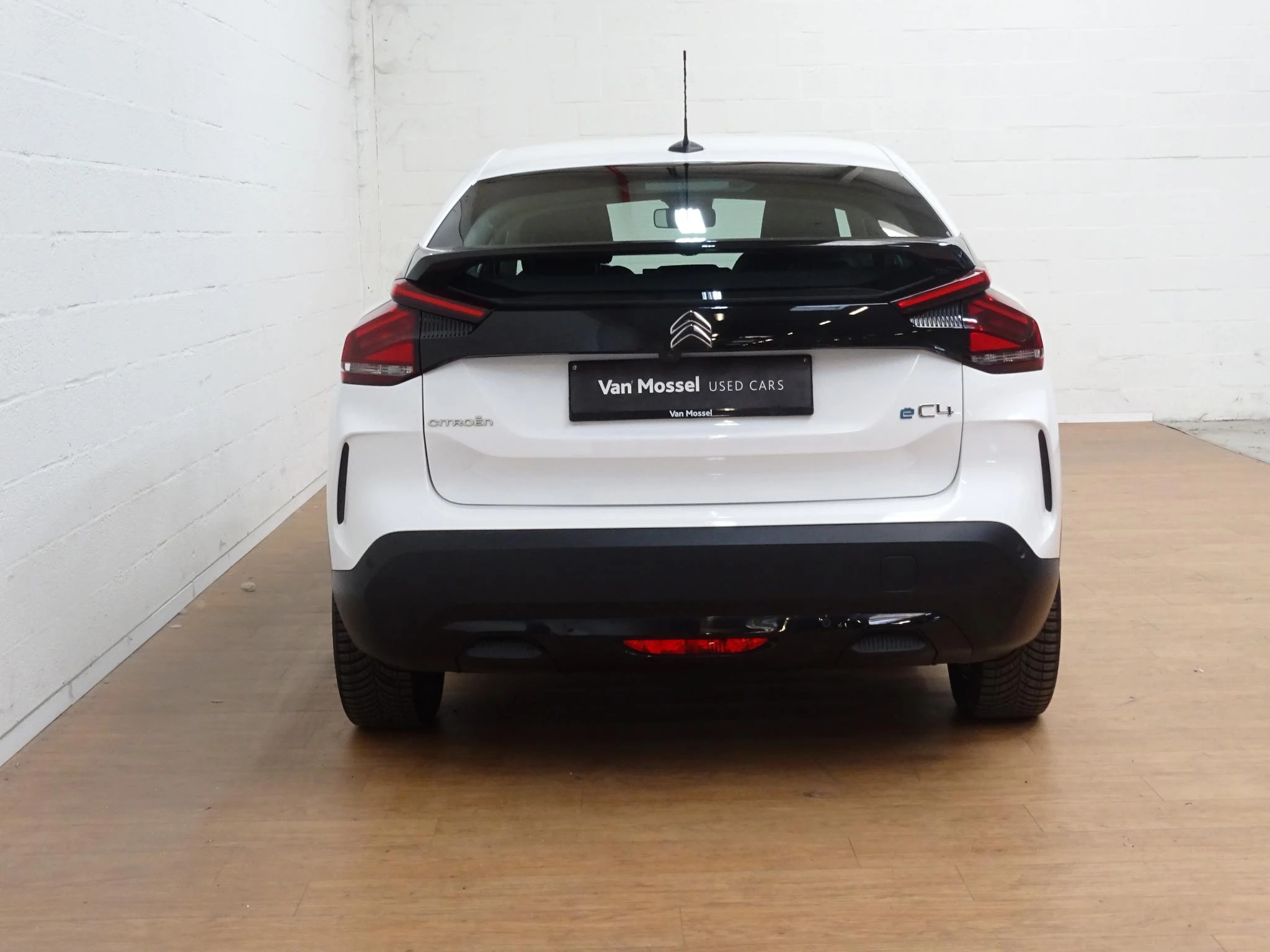 Citroën-ë-C4-image-9