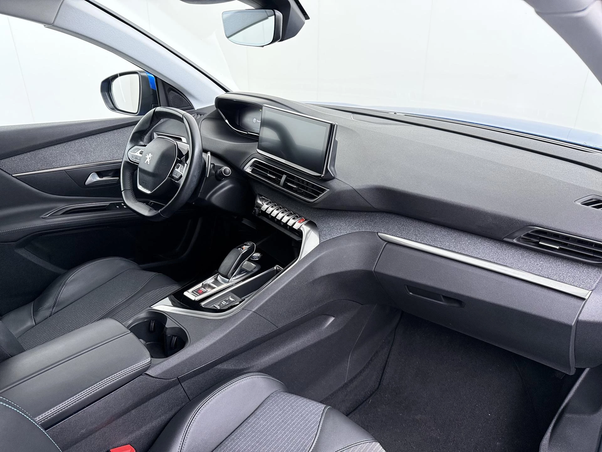 Peugeot 3008 1.6 HYbrid 225 Blue Lease Allure