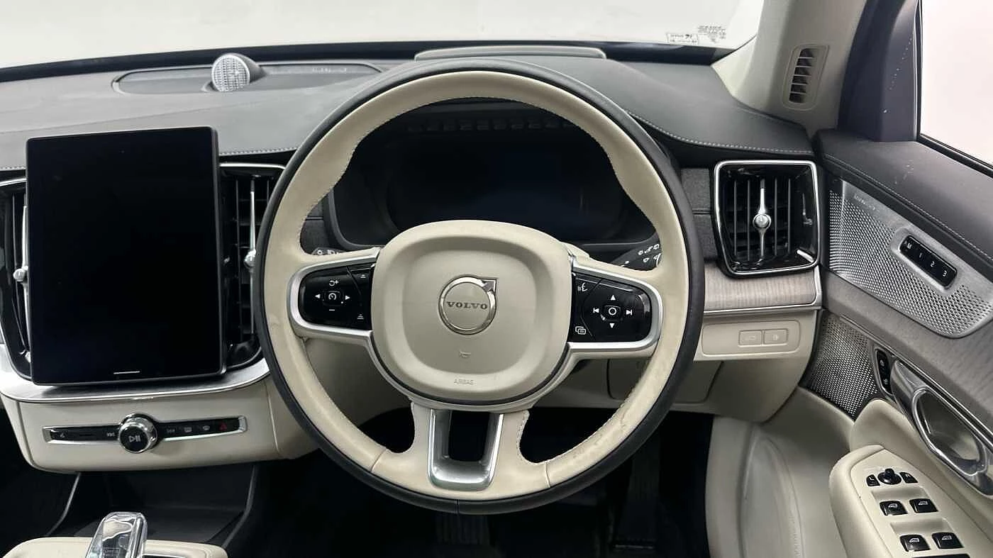 Volvo-XC90-image-11