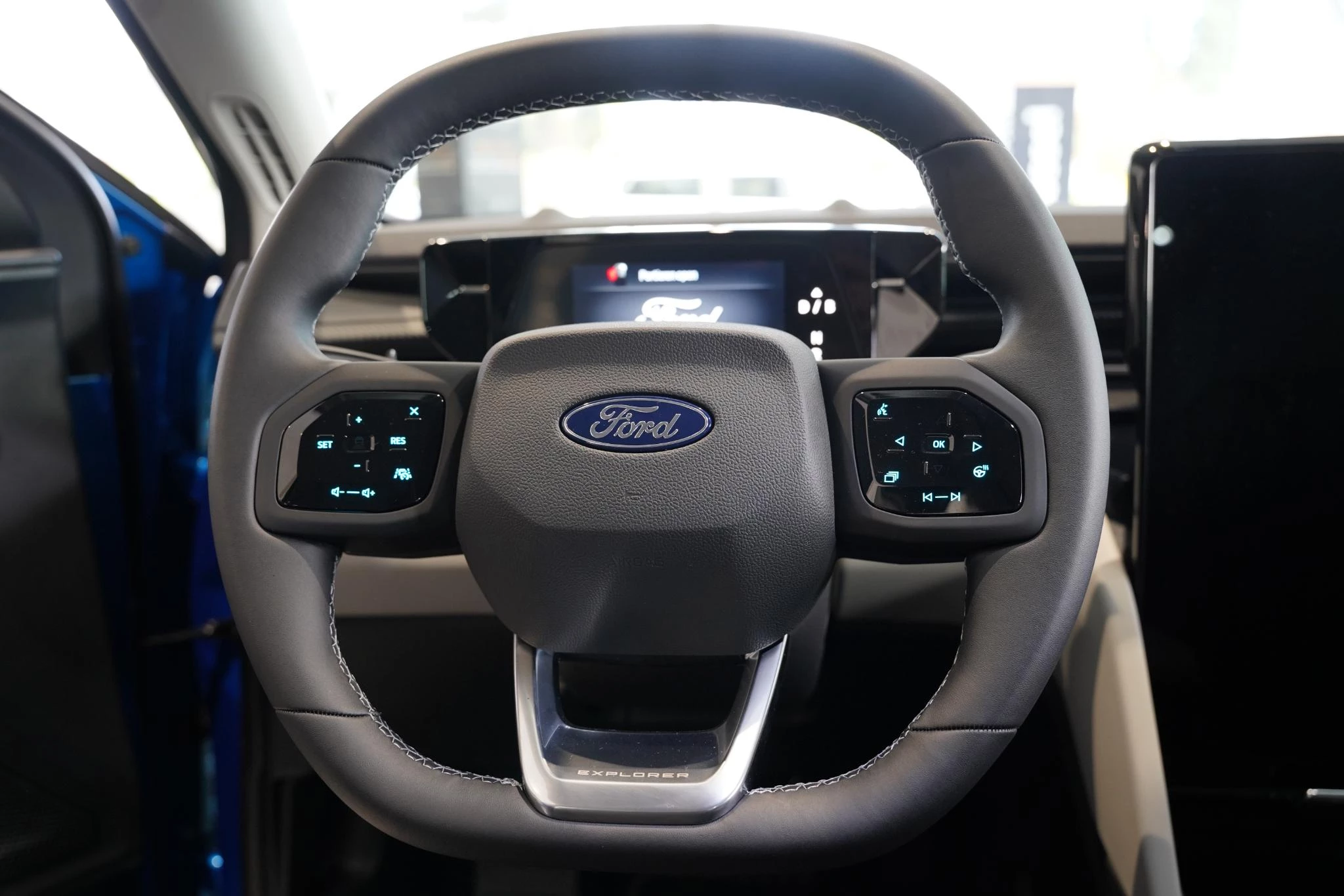Ford-Explorer EV-image-14
