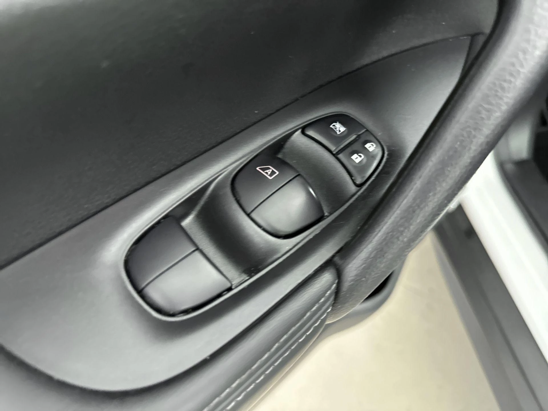 Nissan-X-Trail-image-20