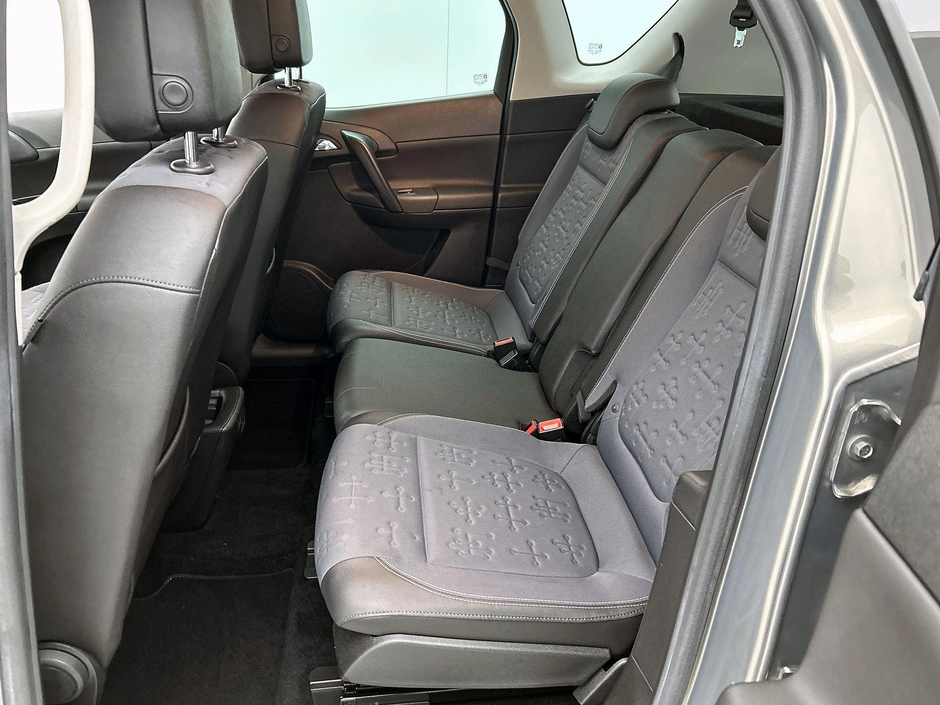 Opel-Meriva-image-25