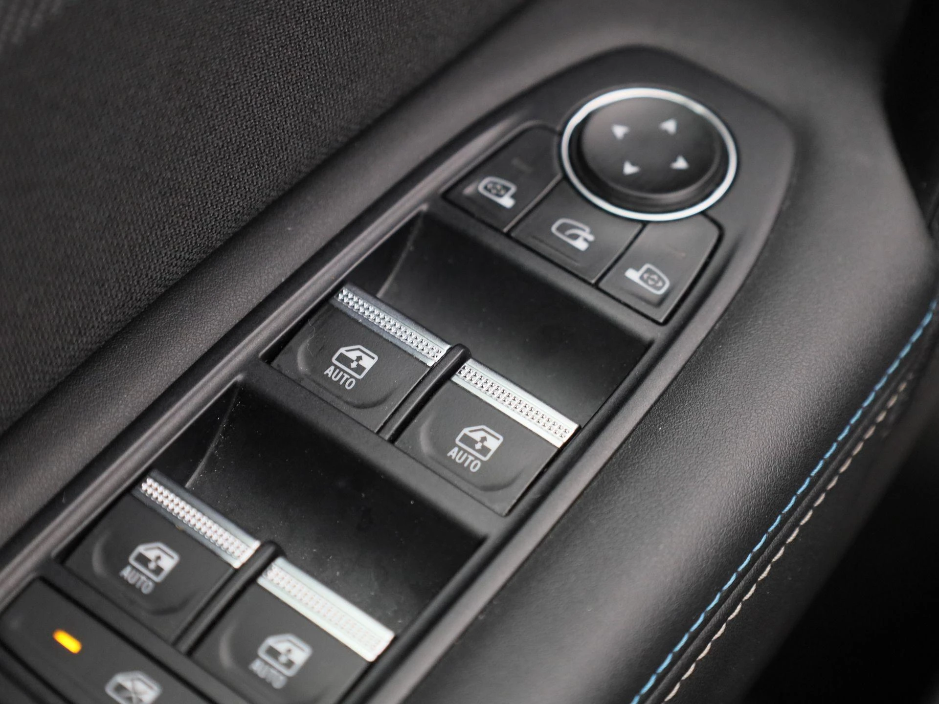 Renault-Captur-image-32