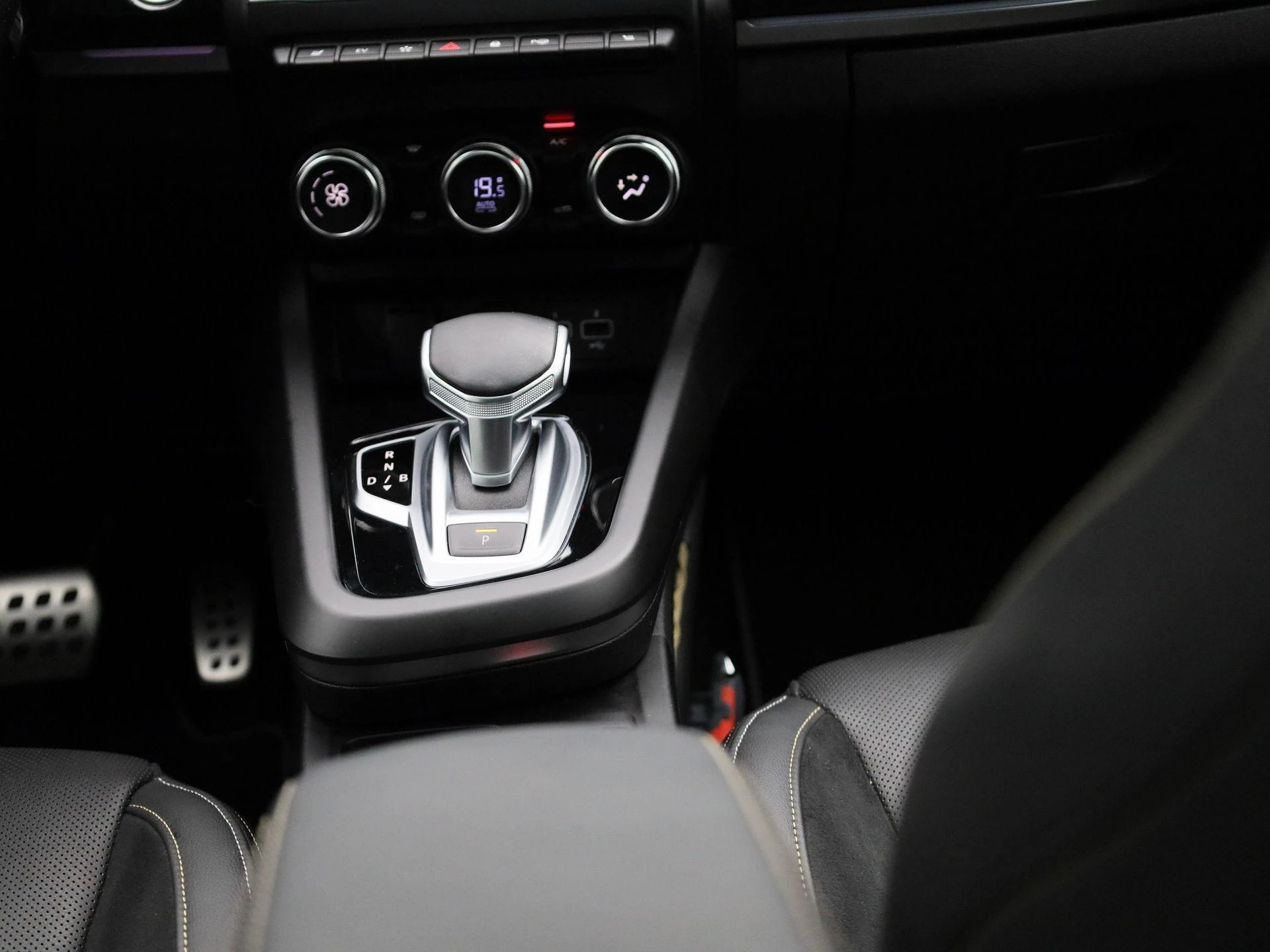 Renault-Arkana-image-9