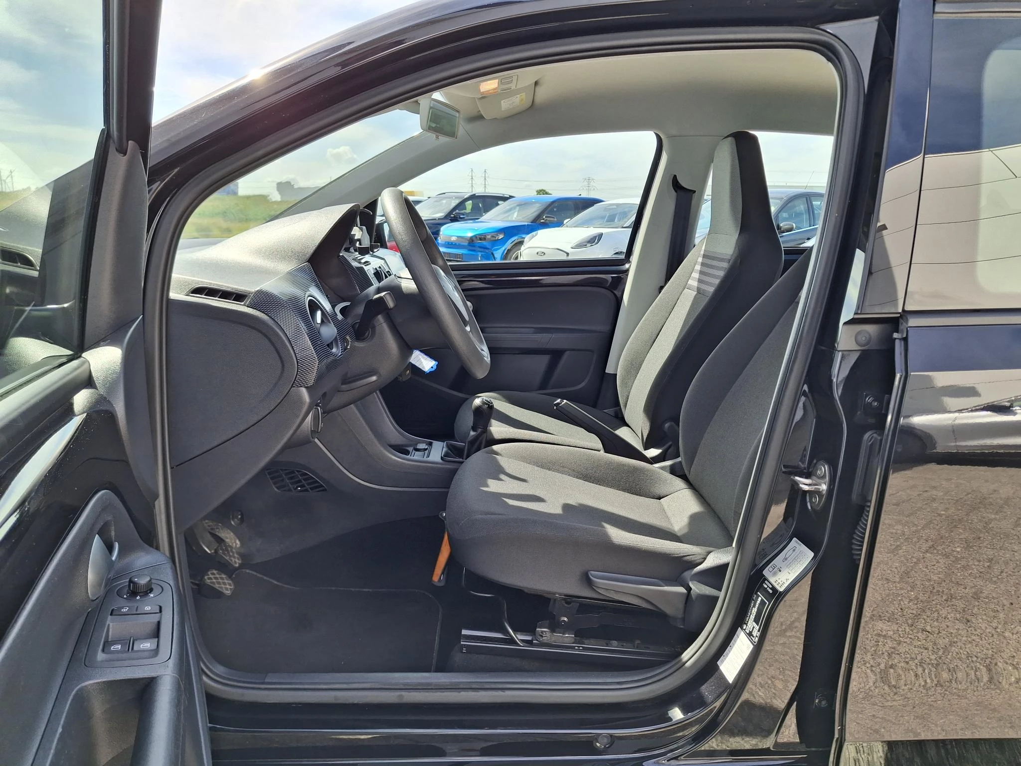 Volkswagen up!