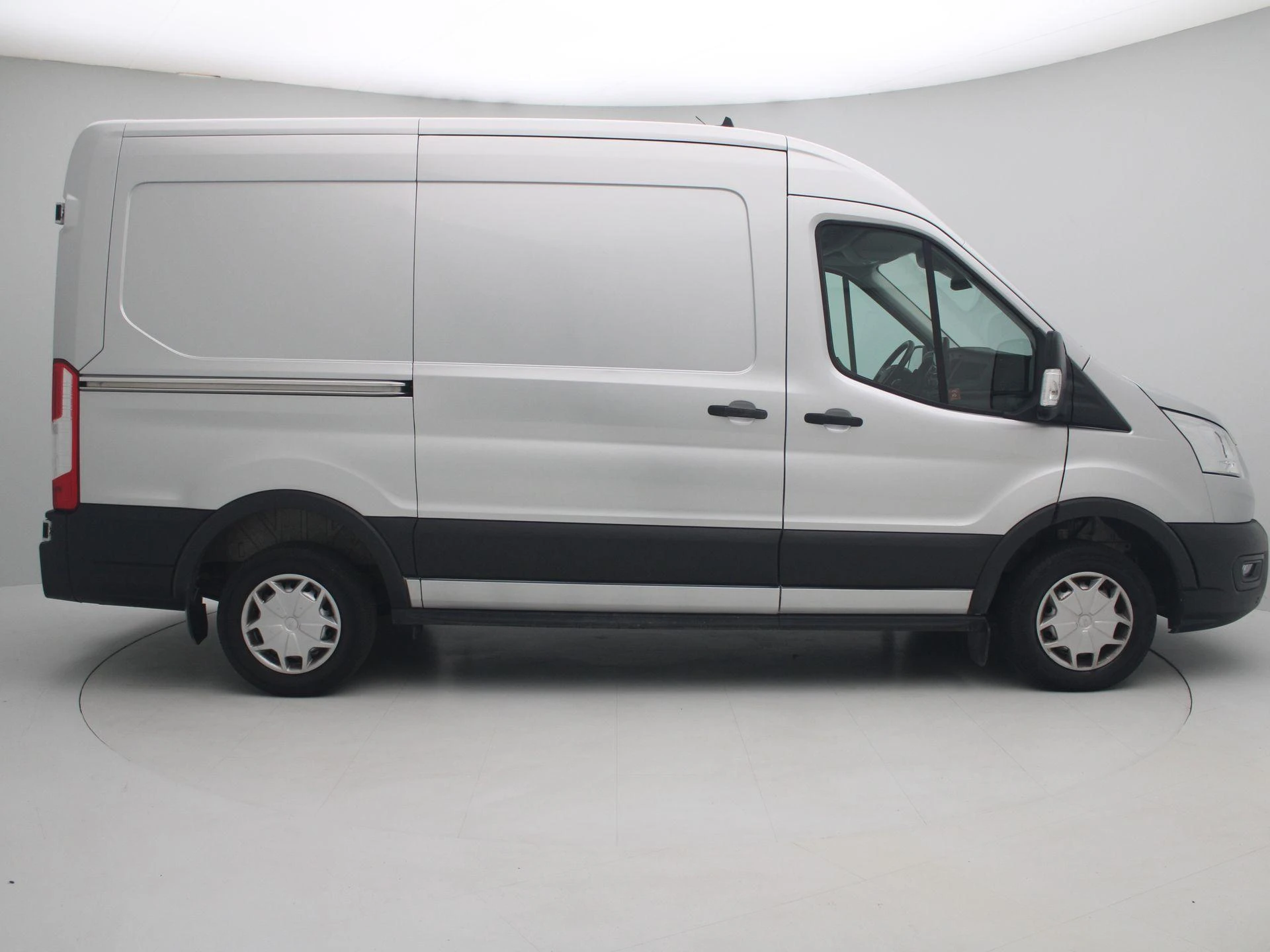 Ford-Transit-image-6