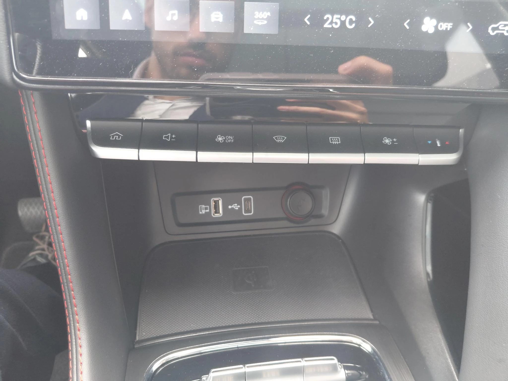 MG-ZS EV-image-16