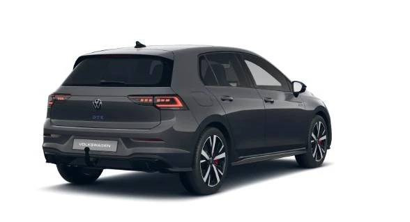Volkswagen-Golf-image-4