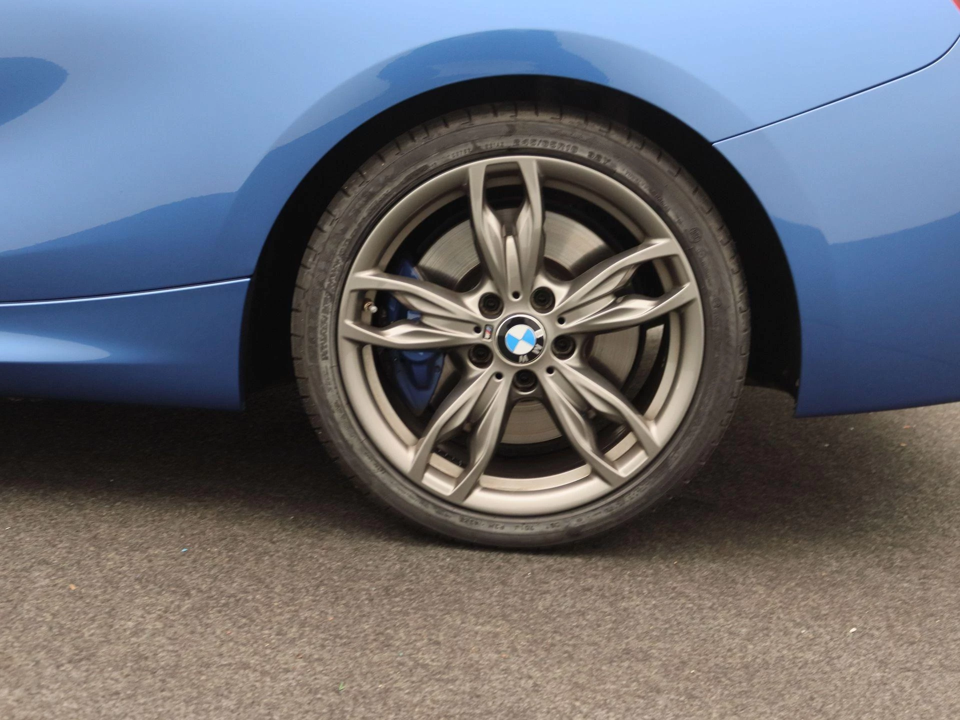 BMW-2 Serie-image-14