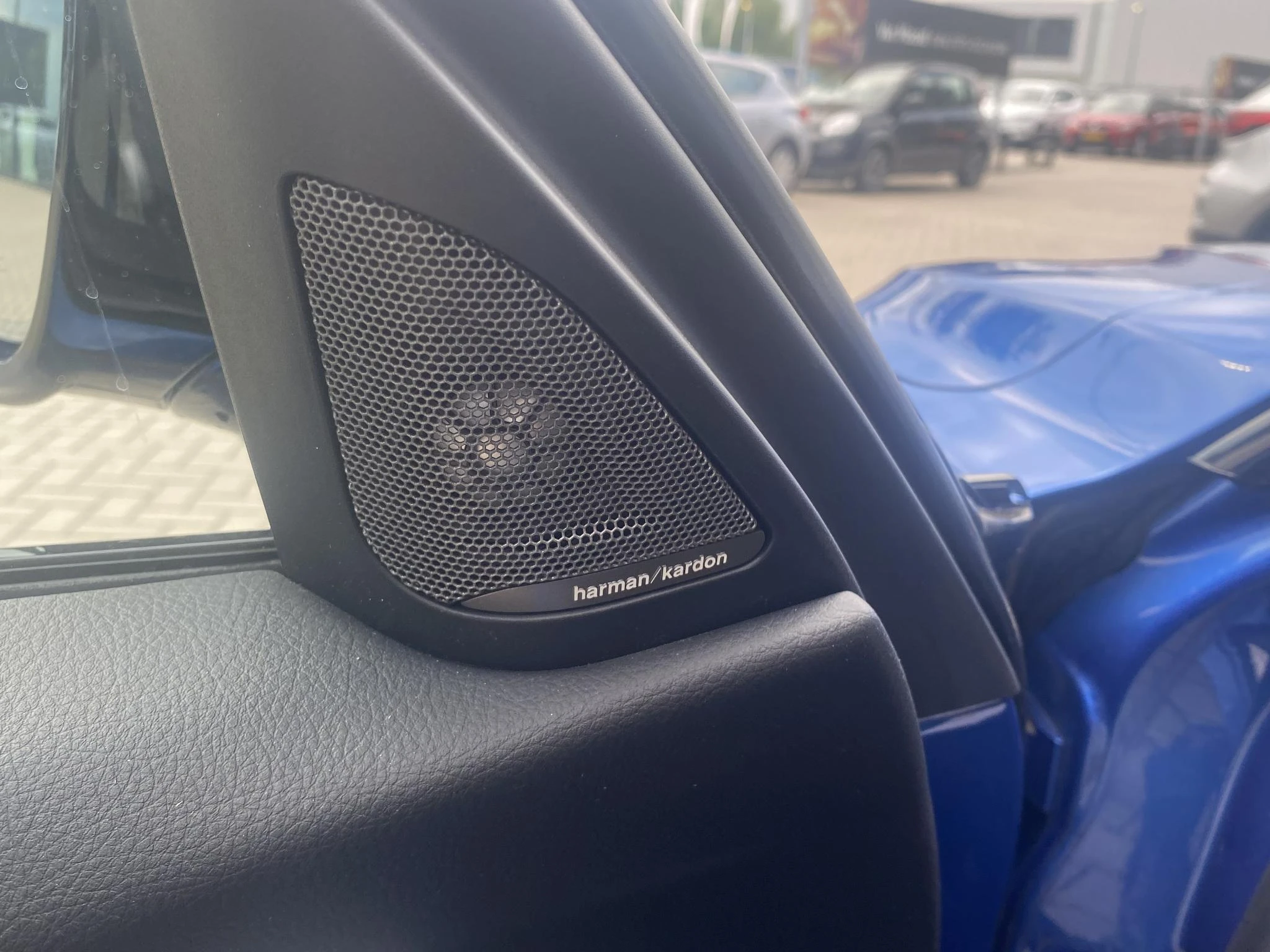 BMW-3 Serie-image-6