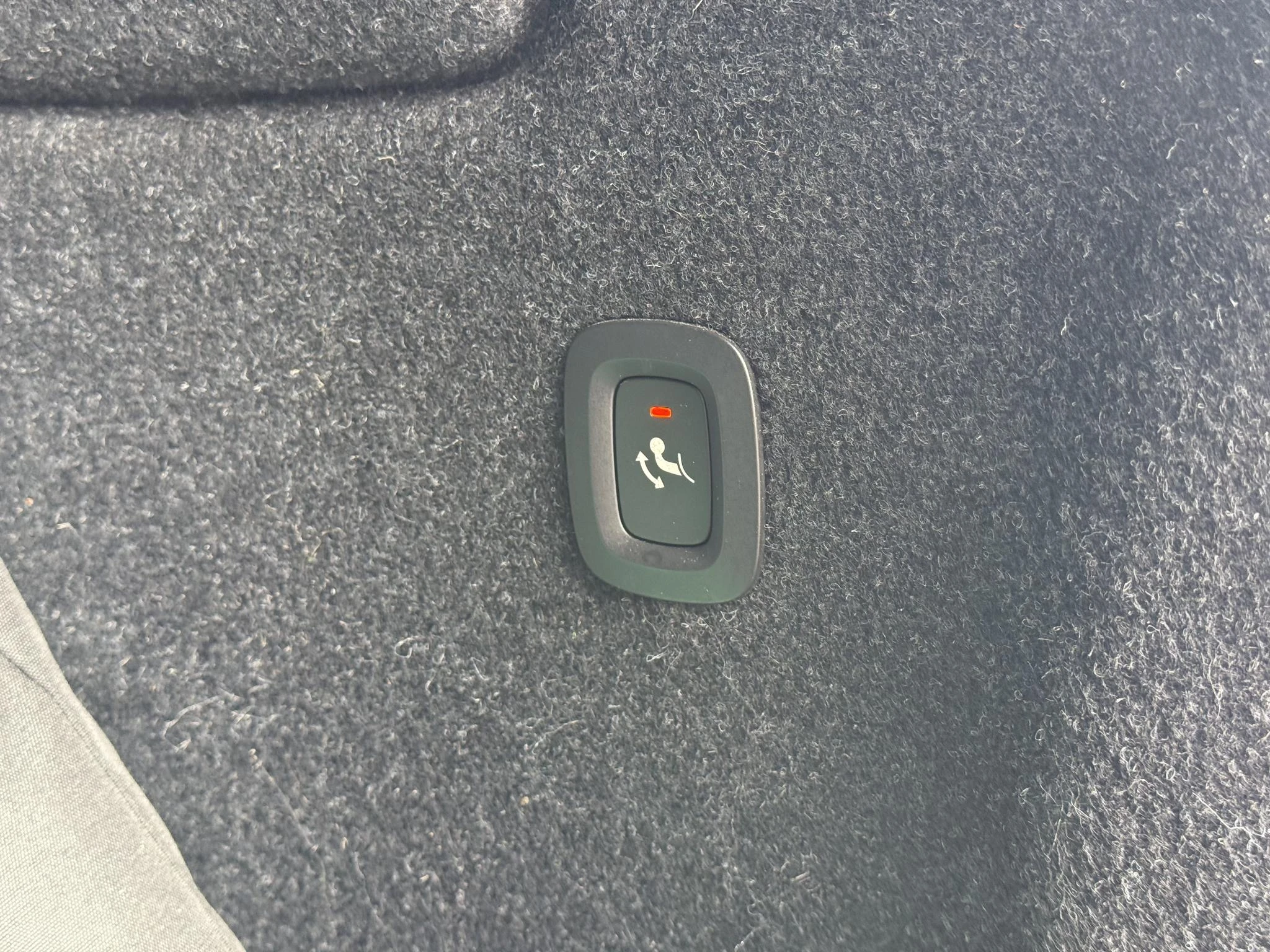 Volvo-XC40-image-8