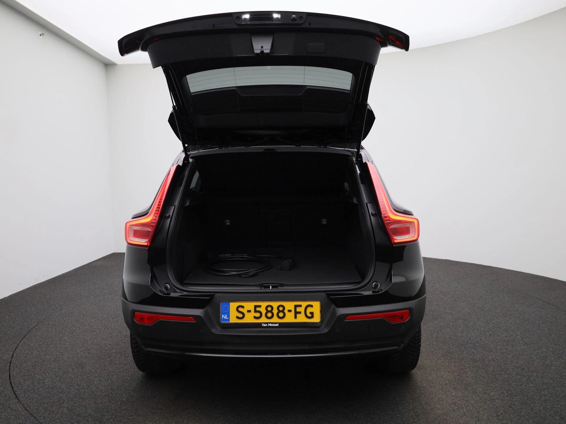 Volvo XC40 Recharge Core 70 kWh