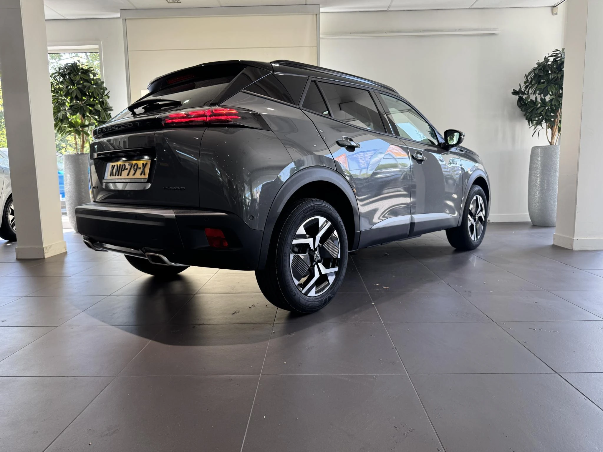 Peugeot 2008 1.2 Hybrid 145 GT