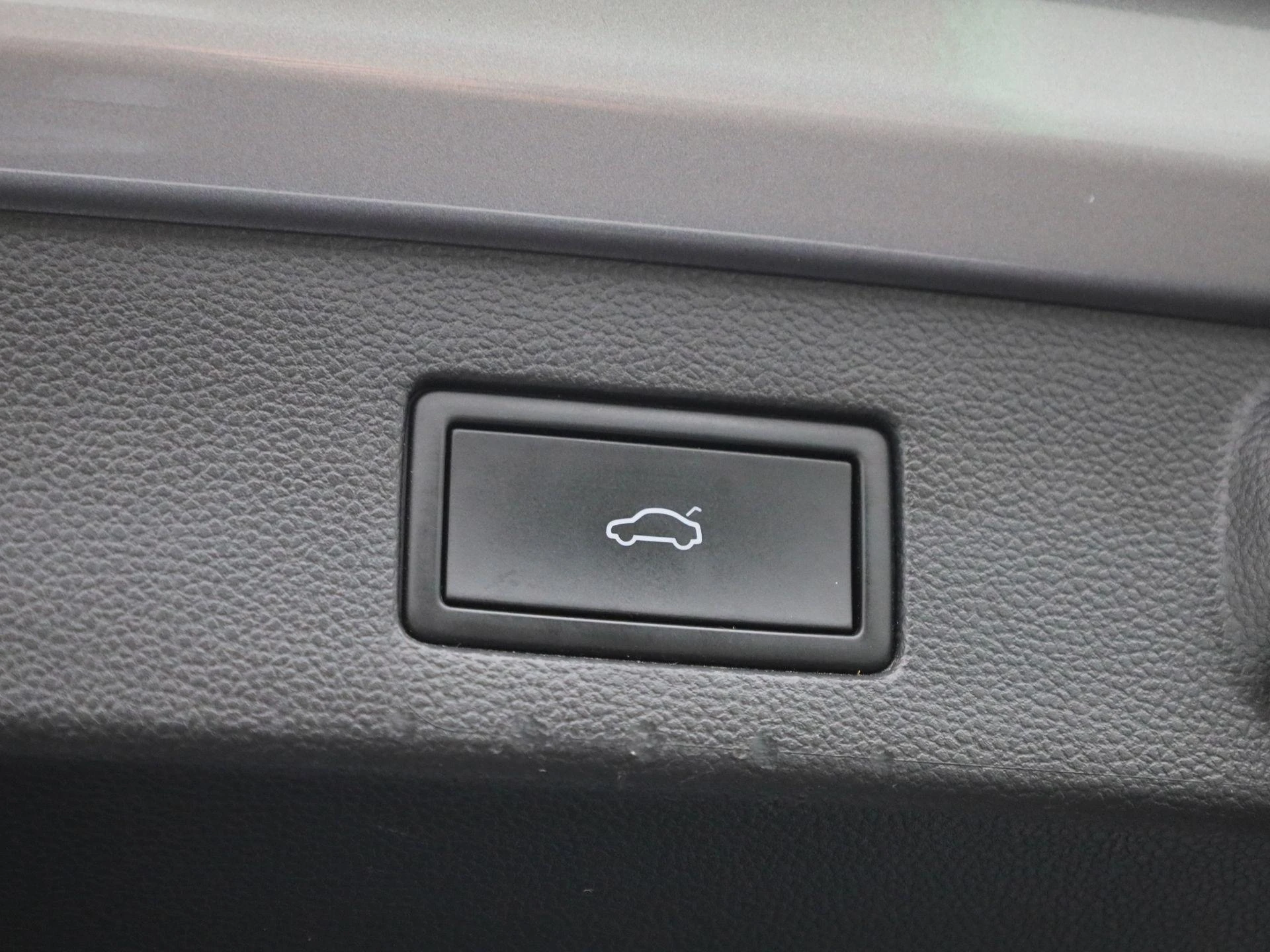 Volkswagen-Arteon-image-14