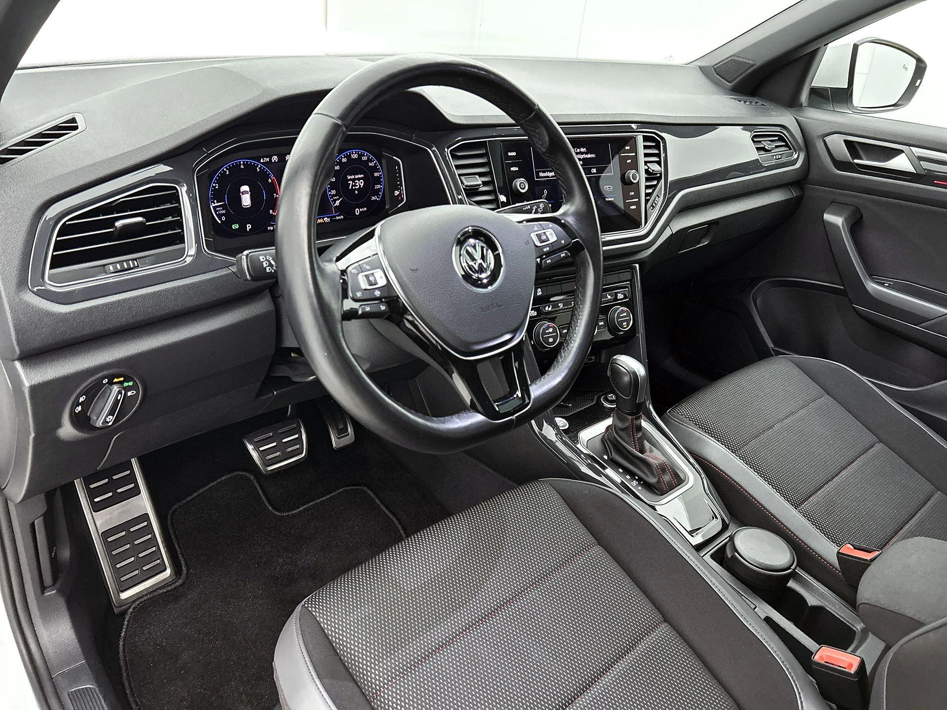 Volkswagen T-Roc 1.5 TSI Sport | 150 PK |