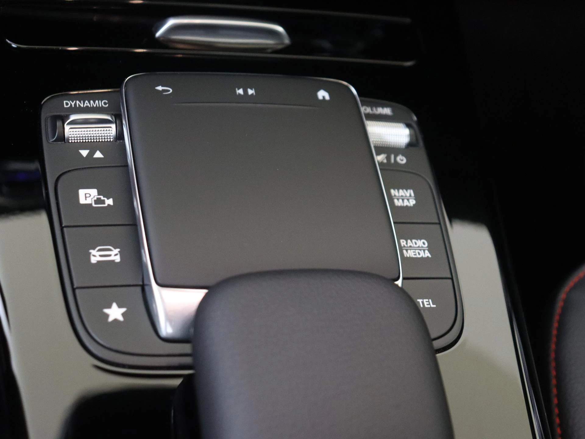 Mercedes-Benz CLA Shooting Brake 200 AMG Line
