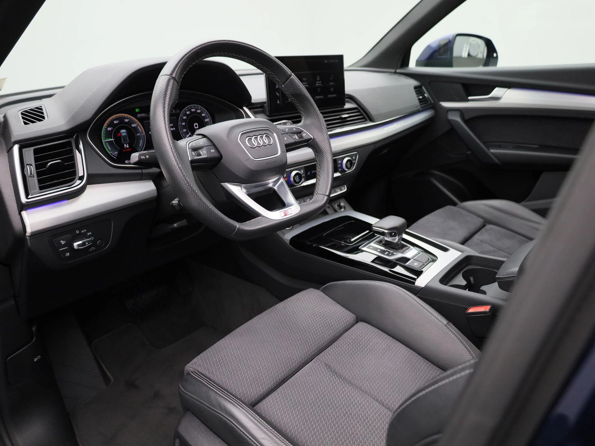 Audi-Q5-image-20
