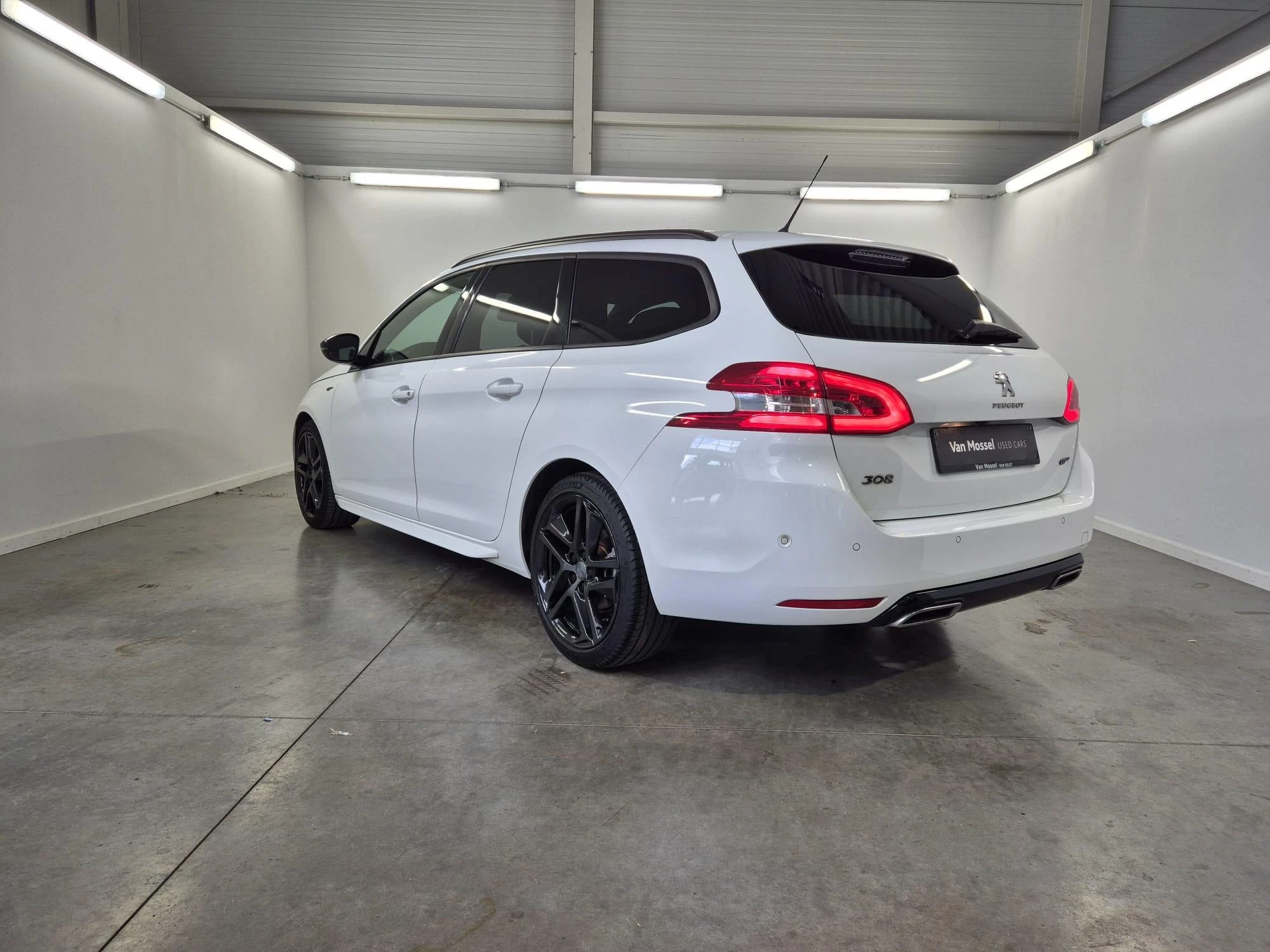 Peugeot 308 1.5 BlueHDi 130 DPF S&S GT Pack