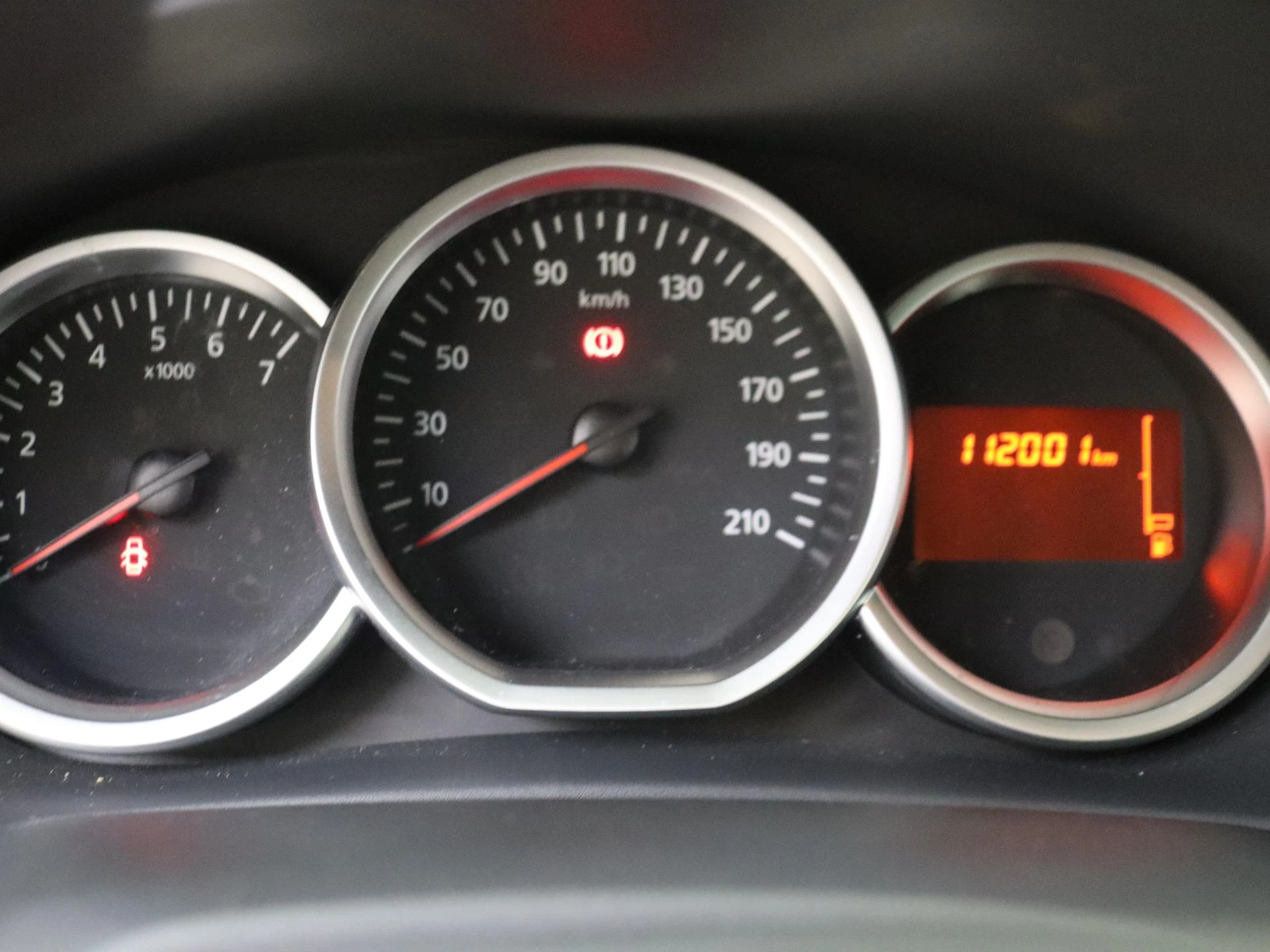 Dacia-Logan-image-10