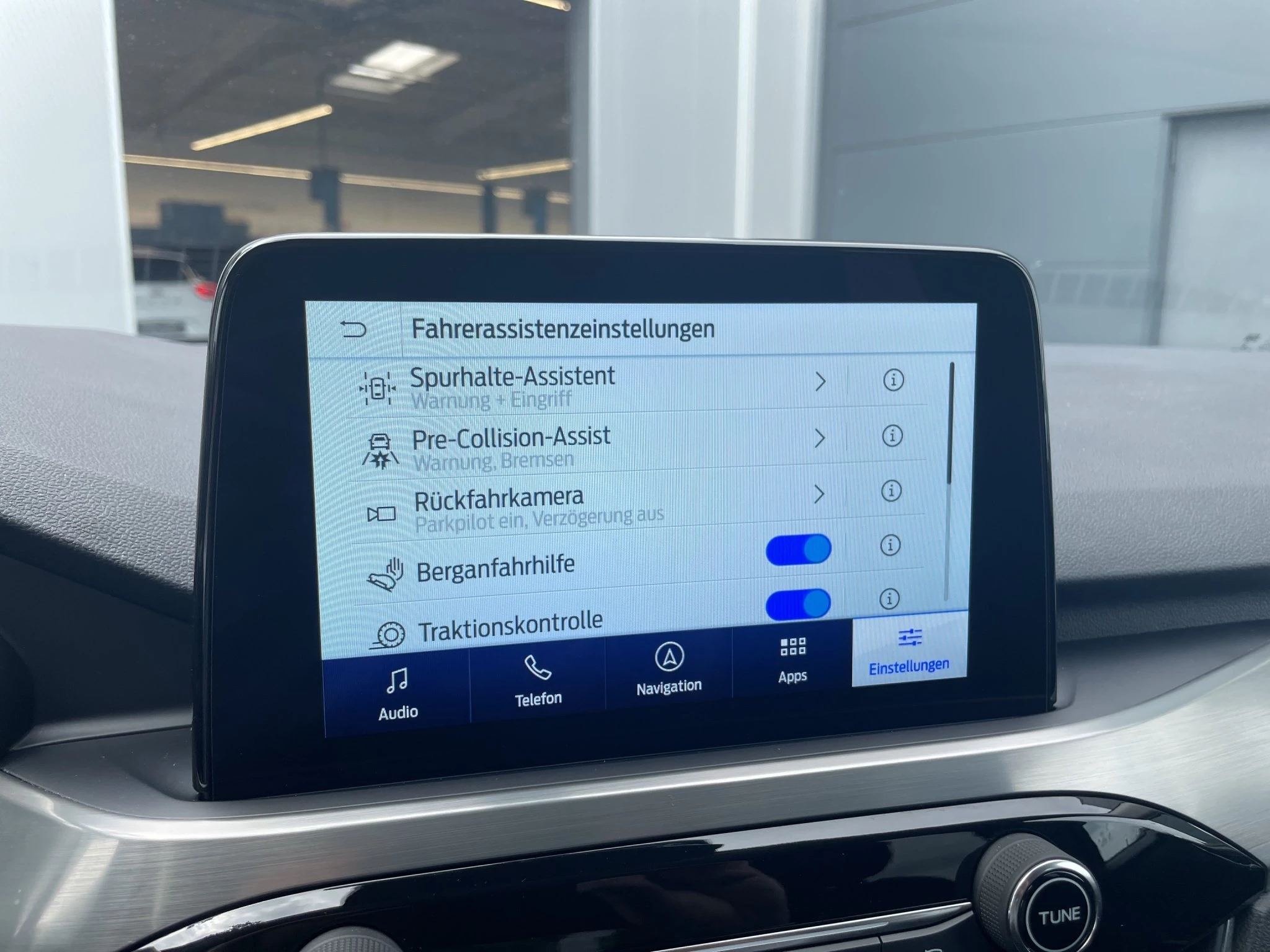 Ford Kuga Titanium NAVI | WINTER-PAKET | WINTERRÄDER