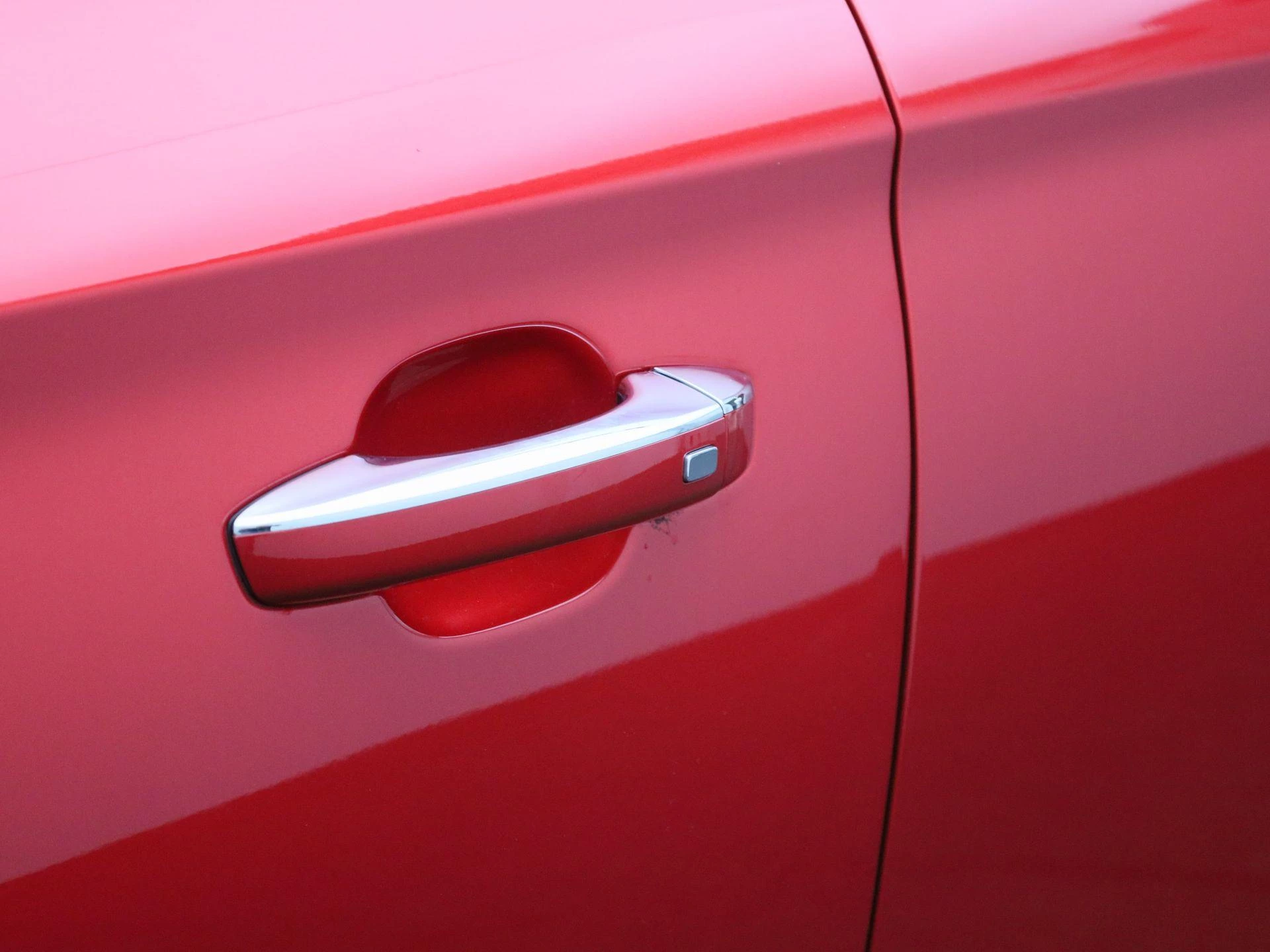 MG ZS EV Long Range Luxury 70 kWh