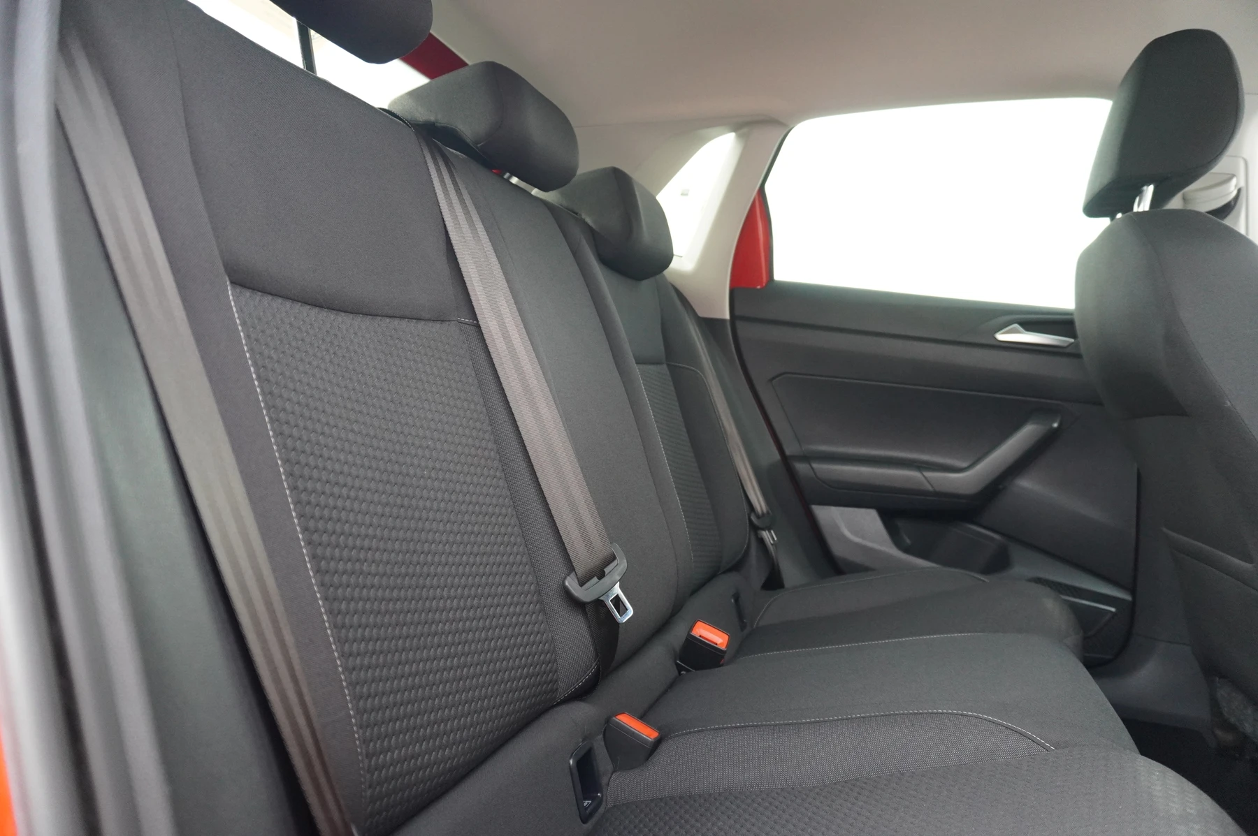 Volkswagen-Polo-image-10