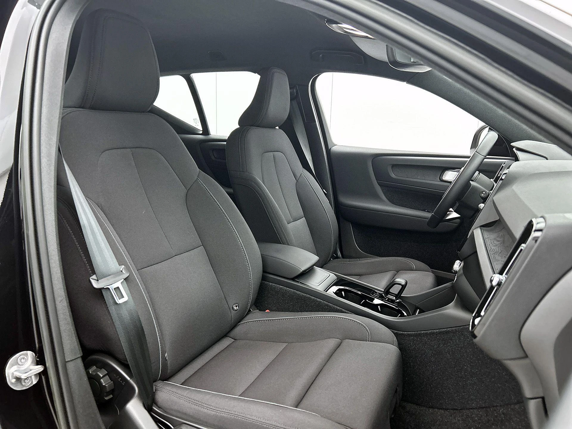 Volvo-XC40-image-36
