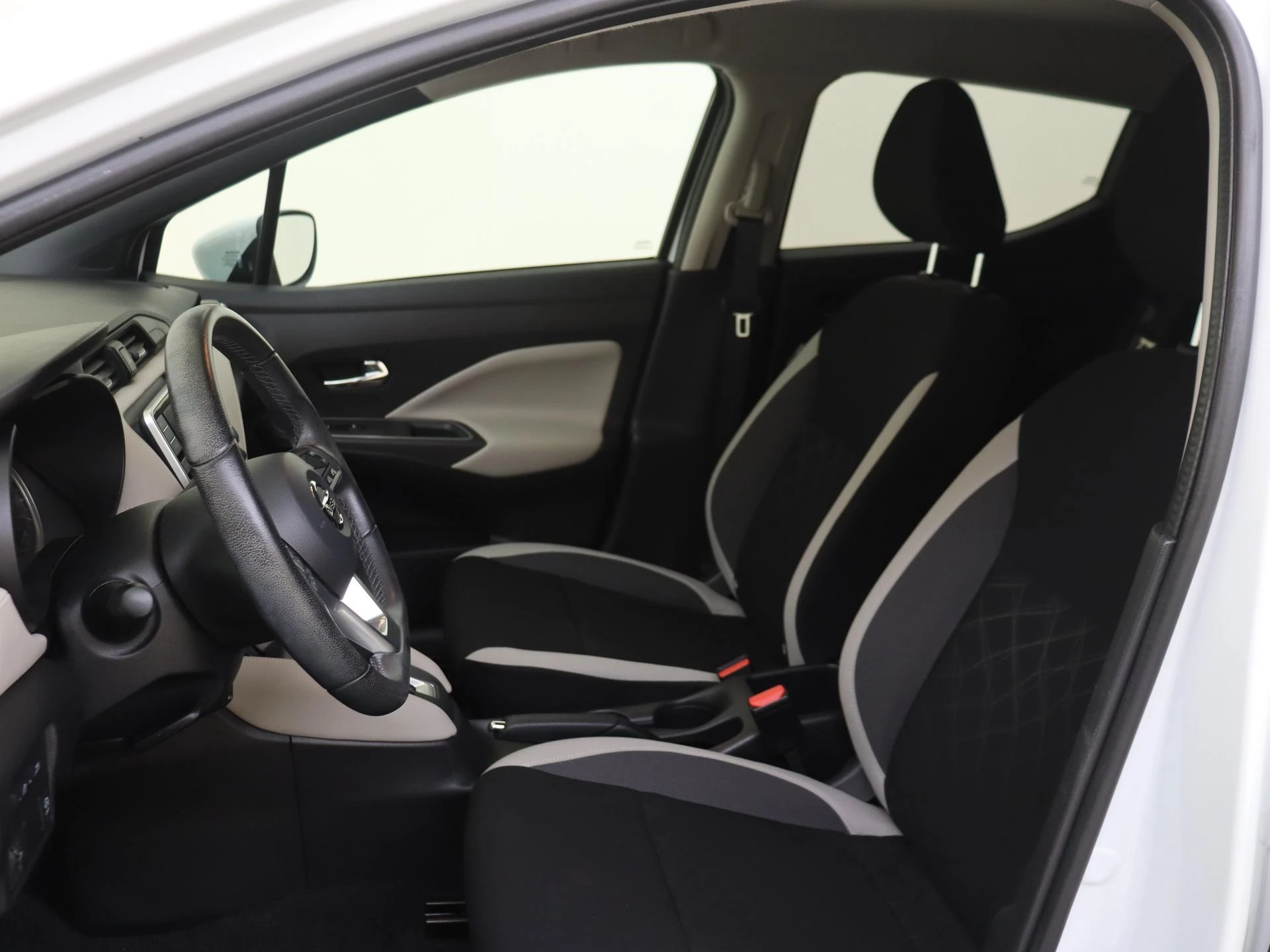 Nissan Micra 1.0 IG-T N-Connecta