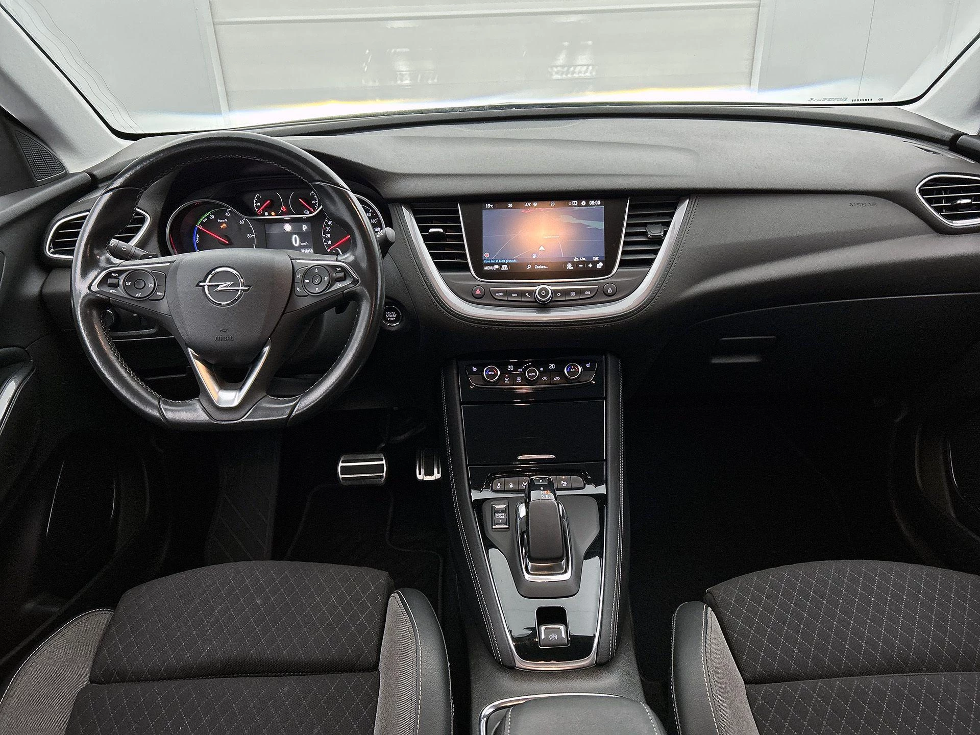 Opel Grandland X 1.6 Turbo Hybrid Innovation