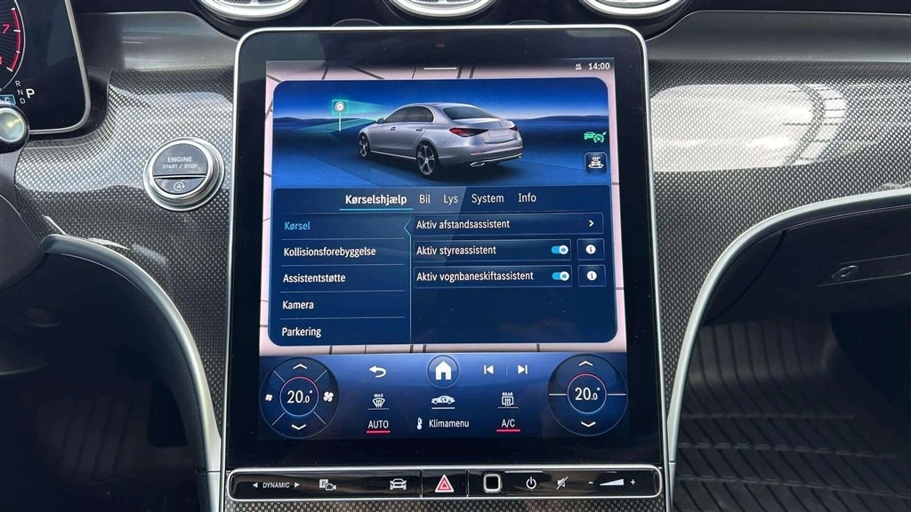 Mercedes-Benz-C-Klasse-image-17