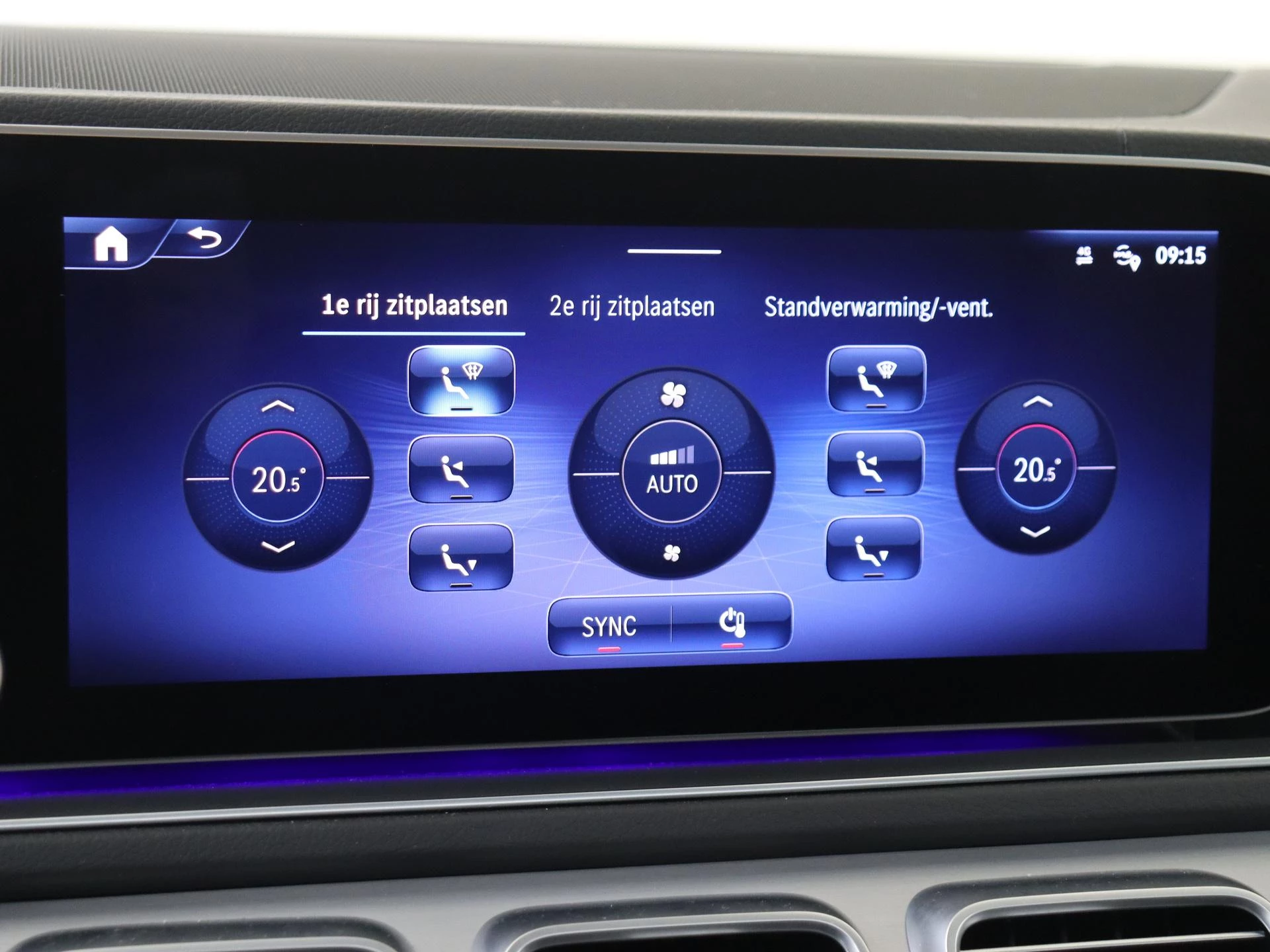 Mercedes-Benz-GLE-image-17