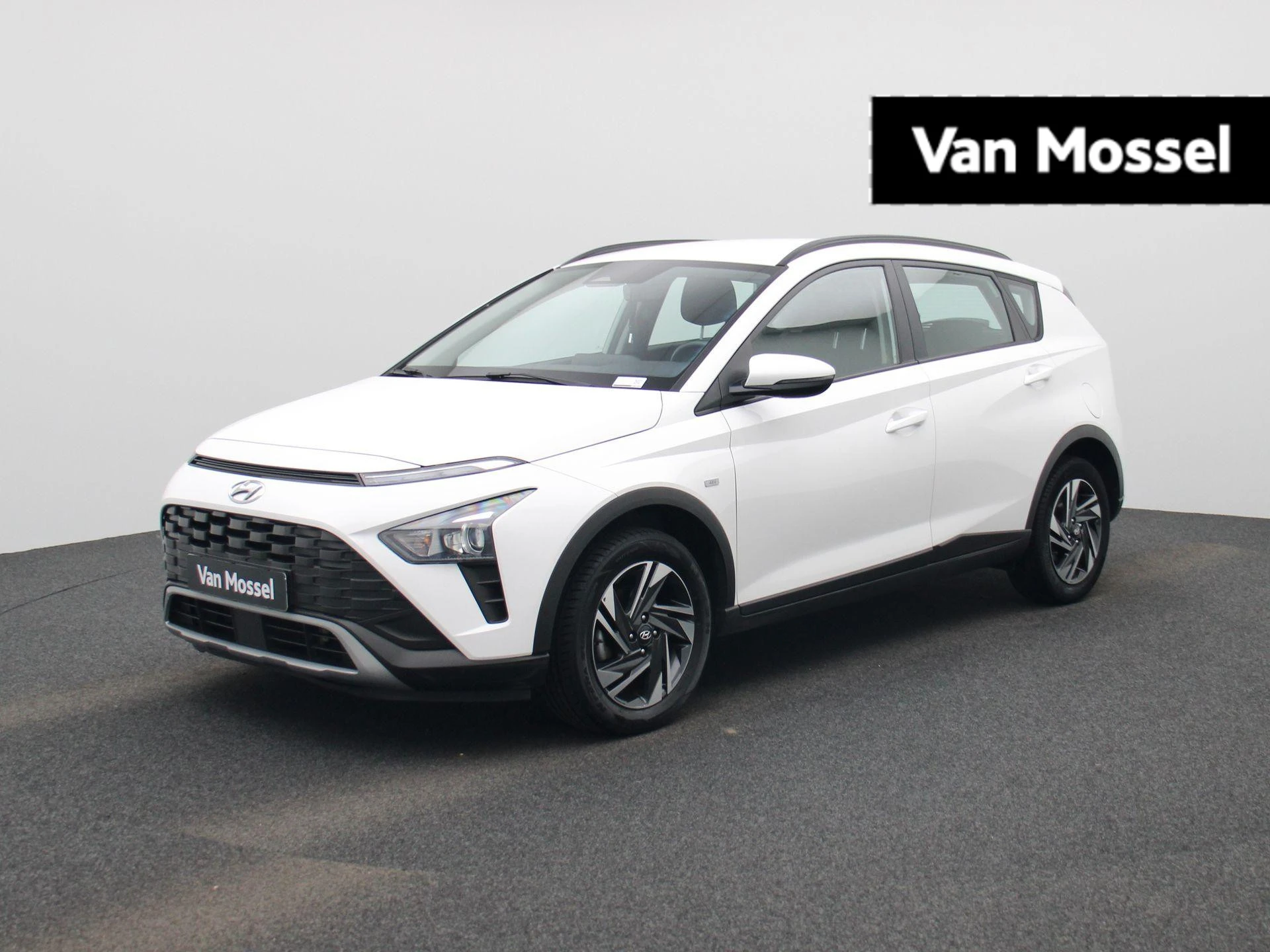 Hyundai-Bayon-image-0