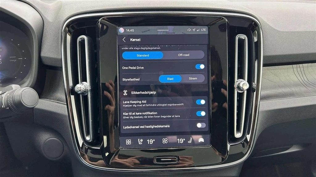 Volvo-C40-image-20