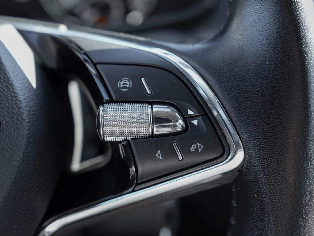 Škoda Scala 1,0 TSI Ambition,LED,ALU,Climatronic Tempomat,Park-Pilot hinten