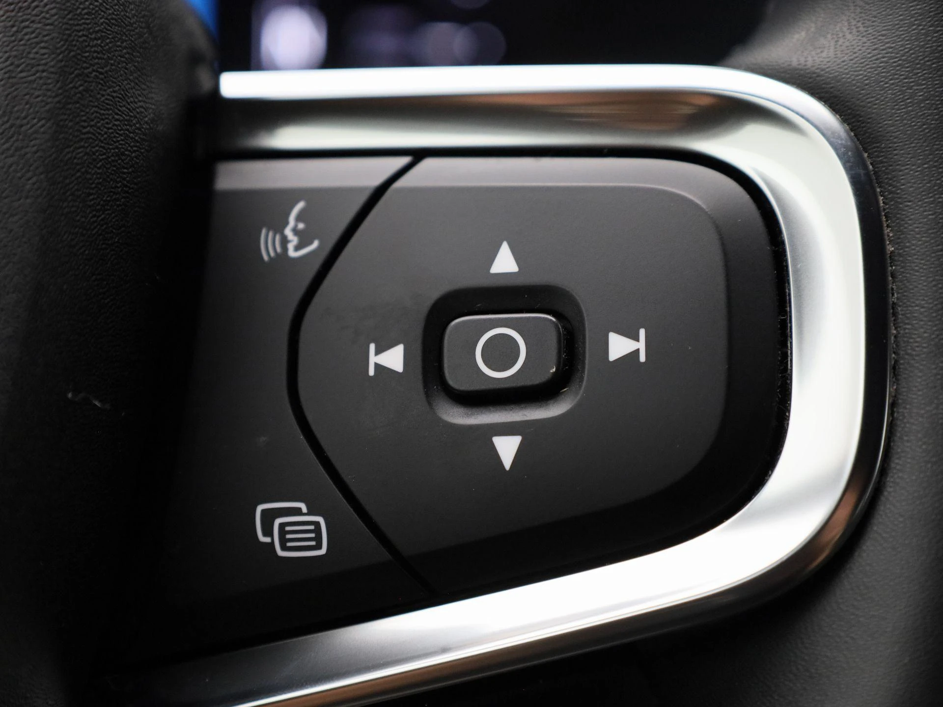 Volvo XC40 Recharge Core