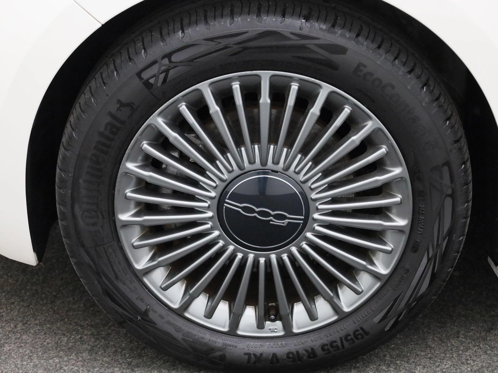 Fiat-500-image-12