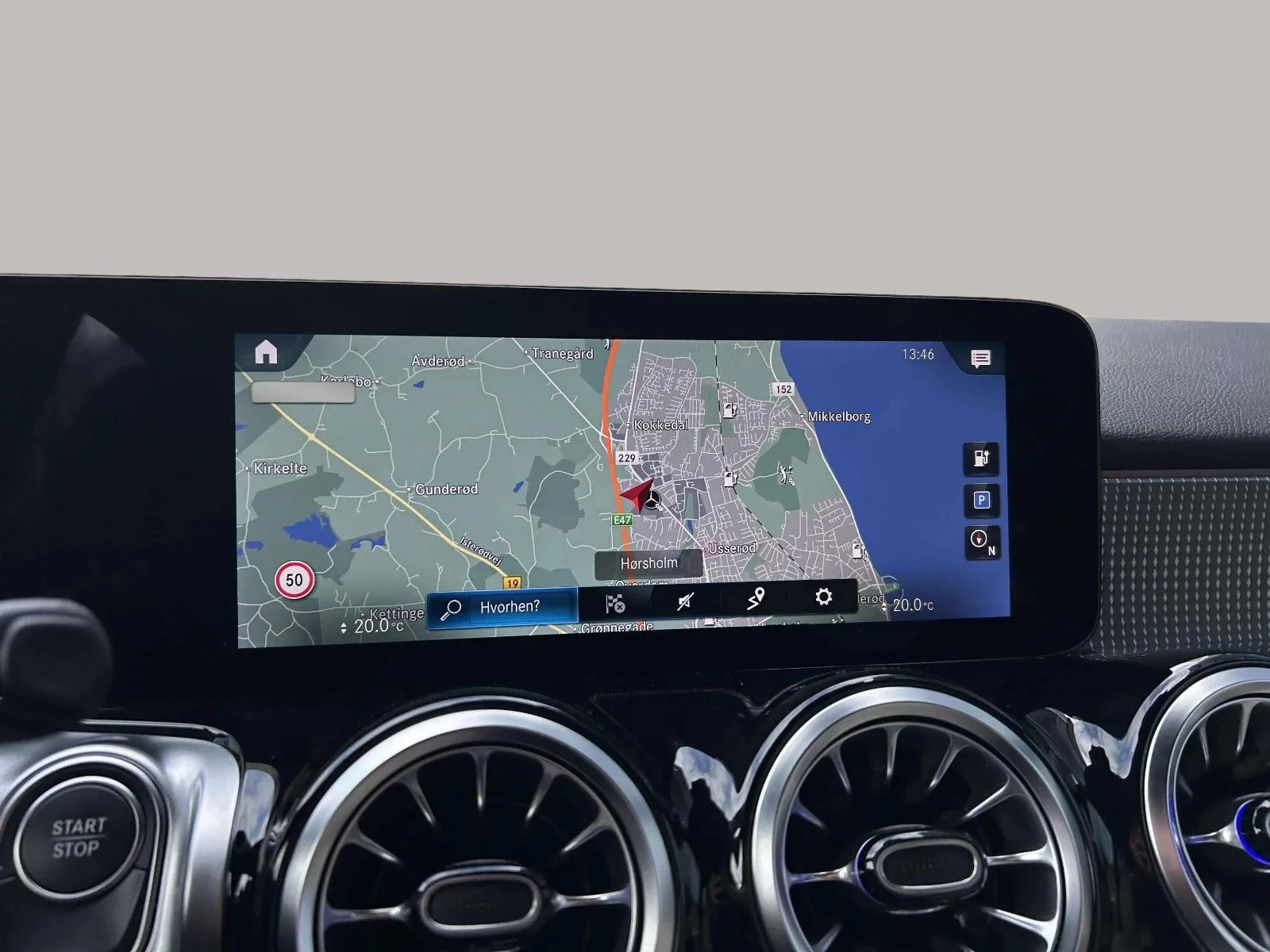 Mercedes-Benz-EQB-image-17