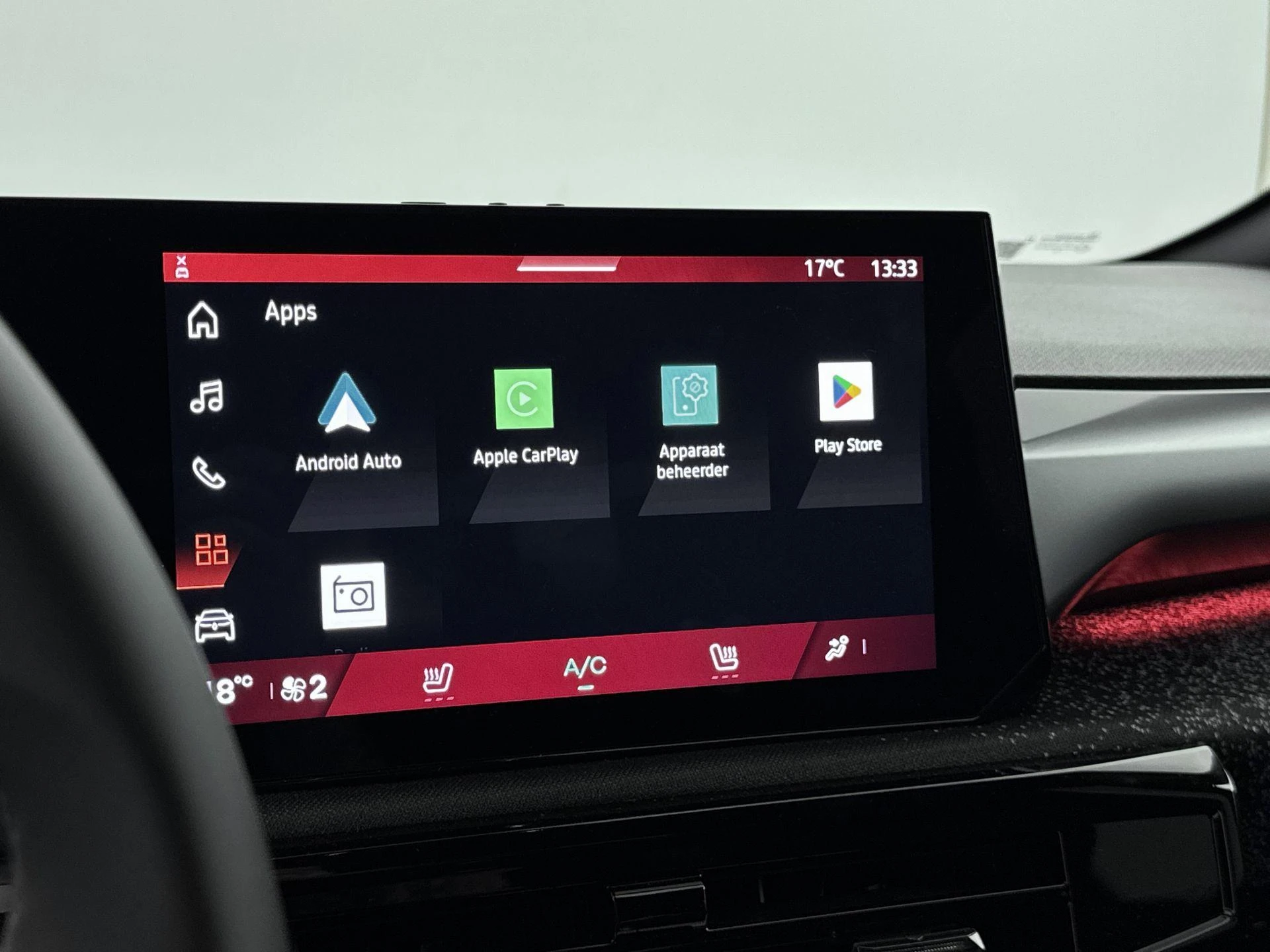 Renault-Clio-image-11