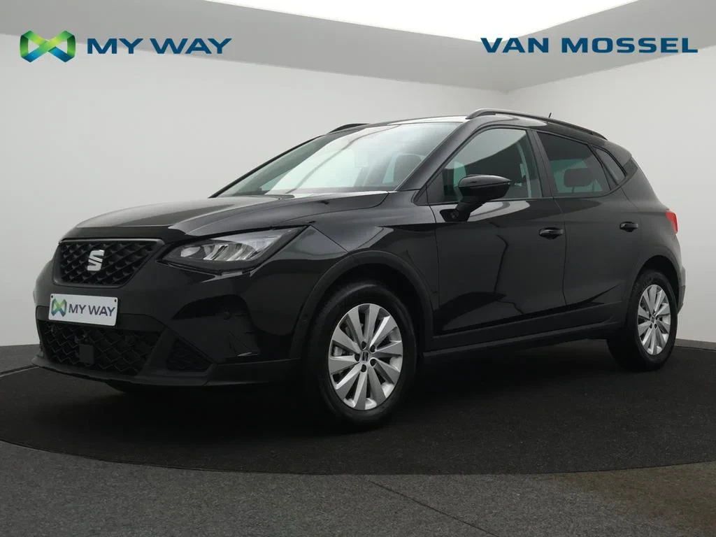 SEAT-Arona-image-0