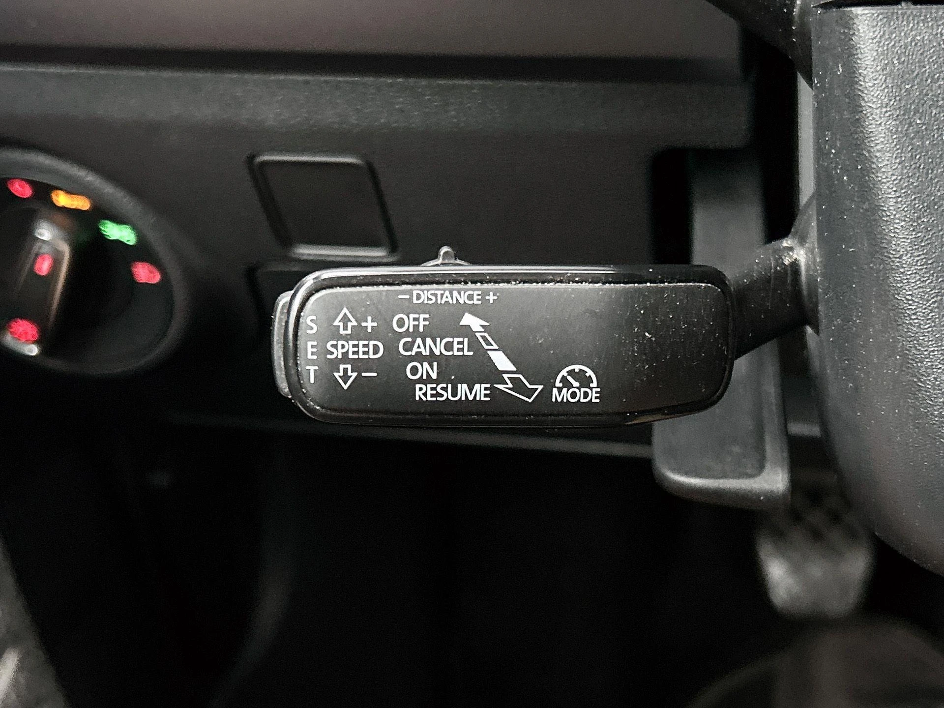 SEAT-Arona-image-6