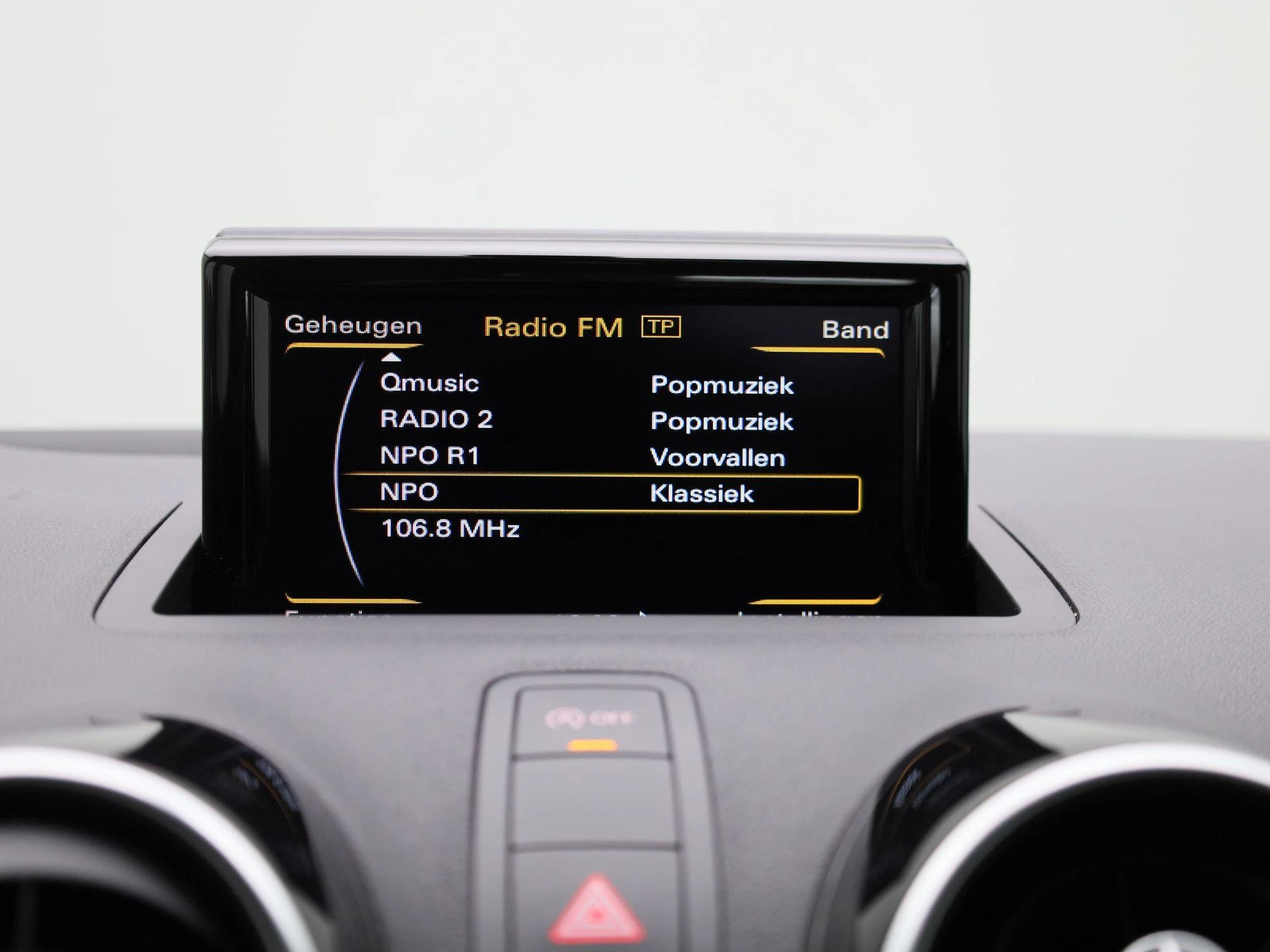 Audi-A1 Sportback-image-14