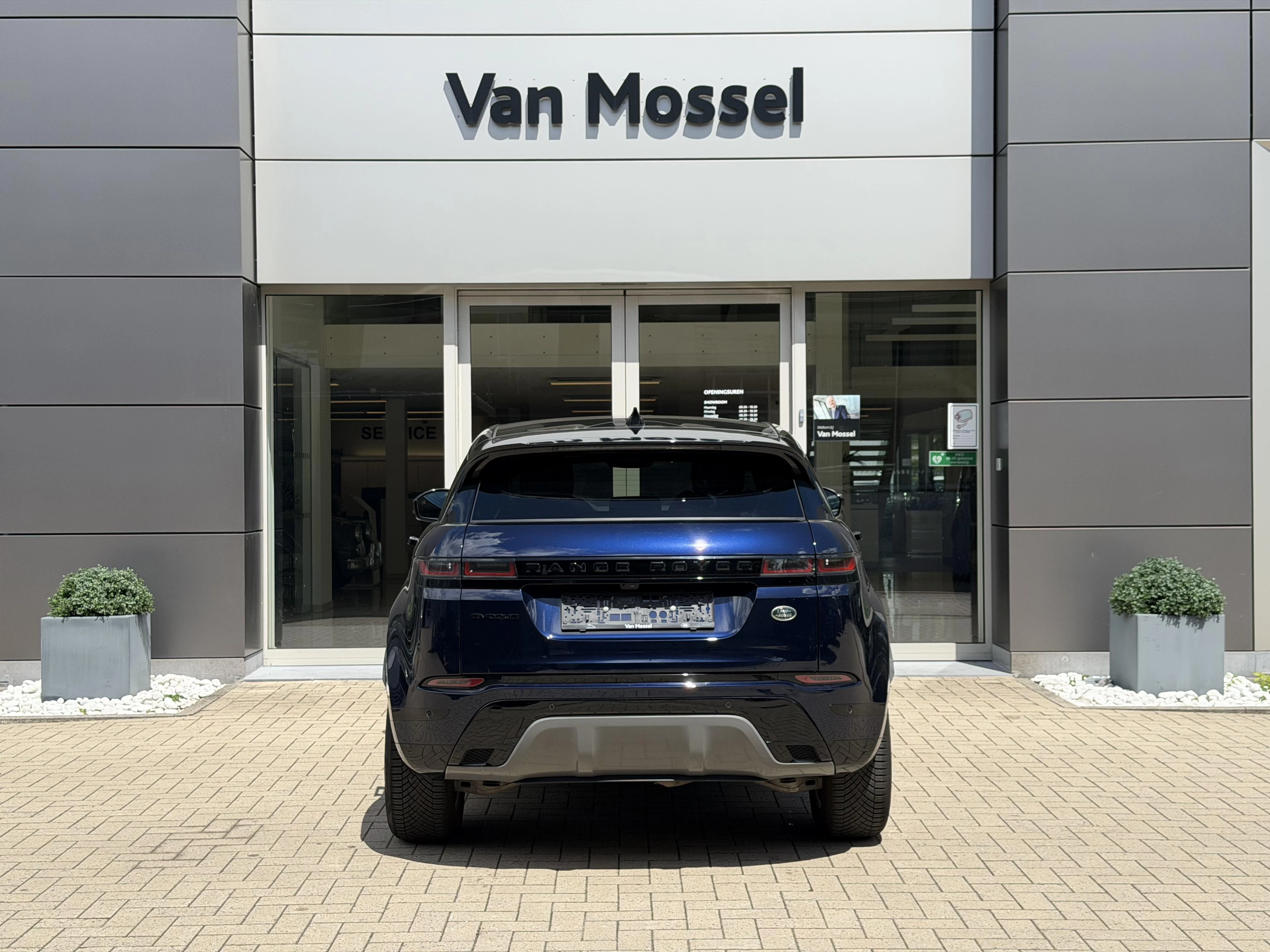 Land Rover Range Rover Evoque P250 R-Dynamic SE