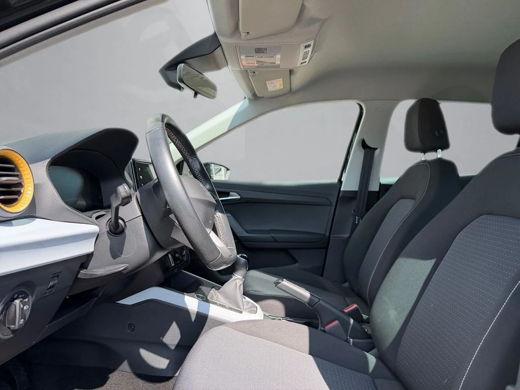 SEAT-Arona-image-6